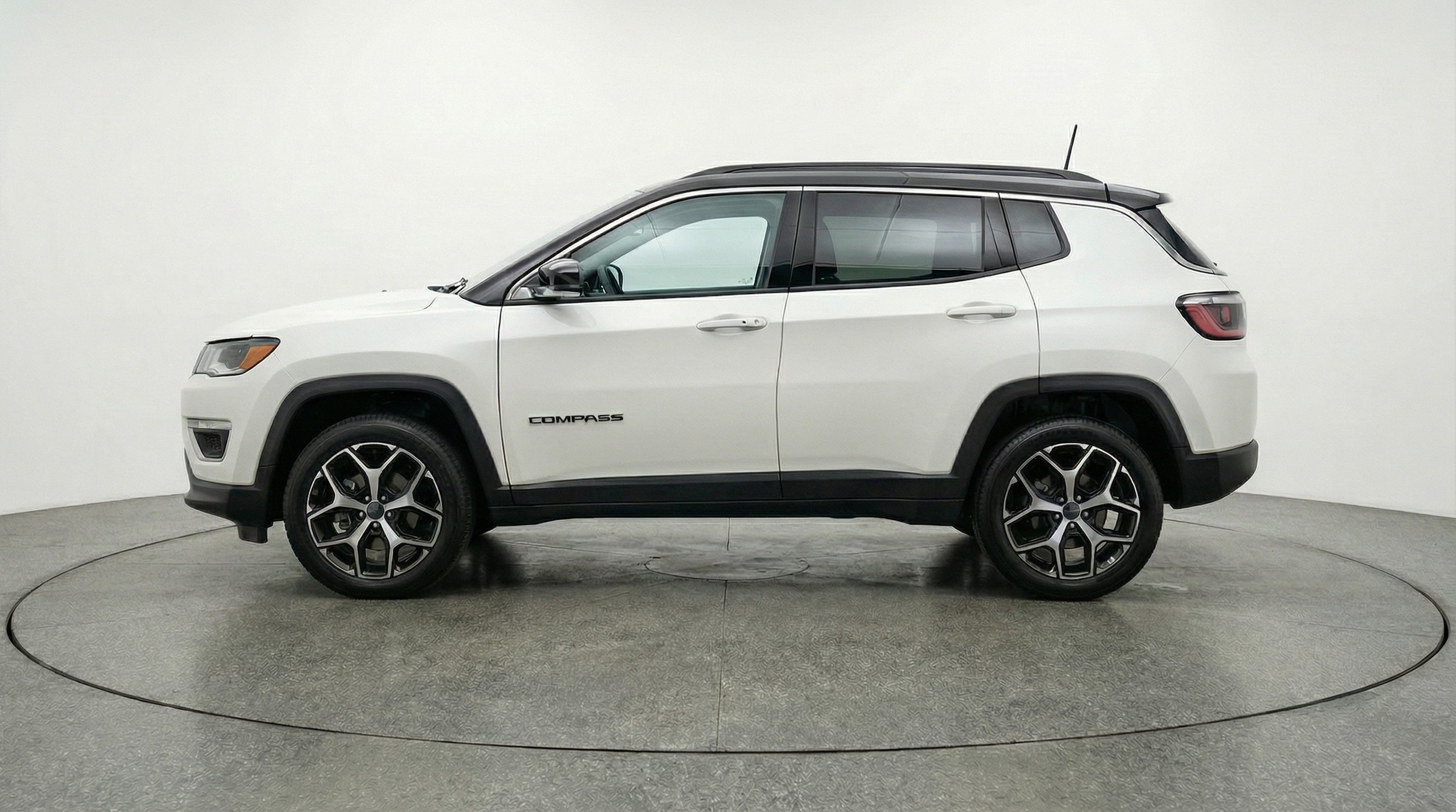 Thumbnail: 2025 Jeep Compass - 4