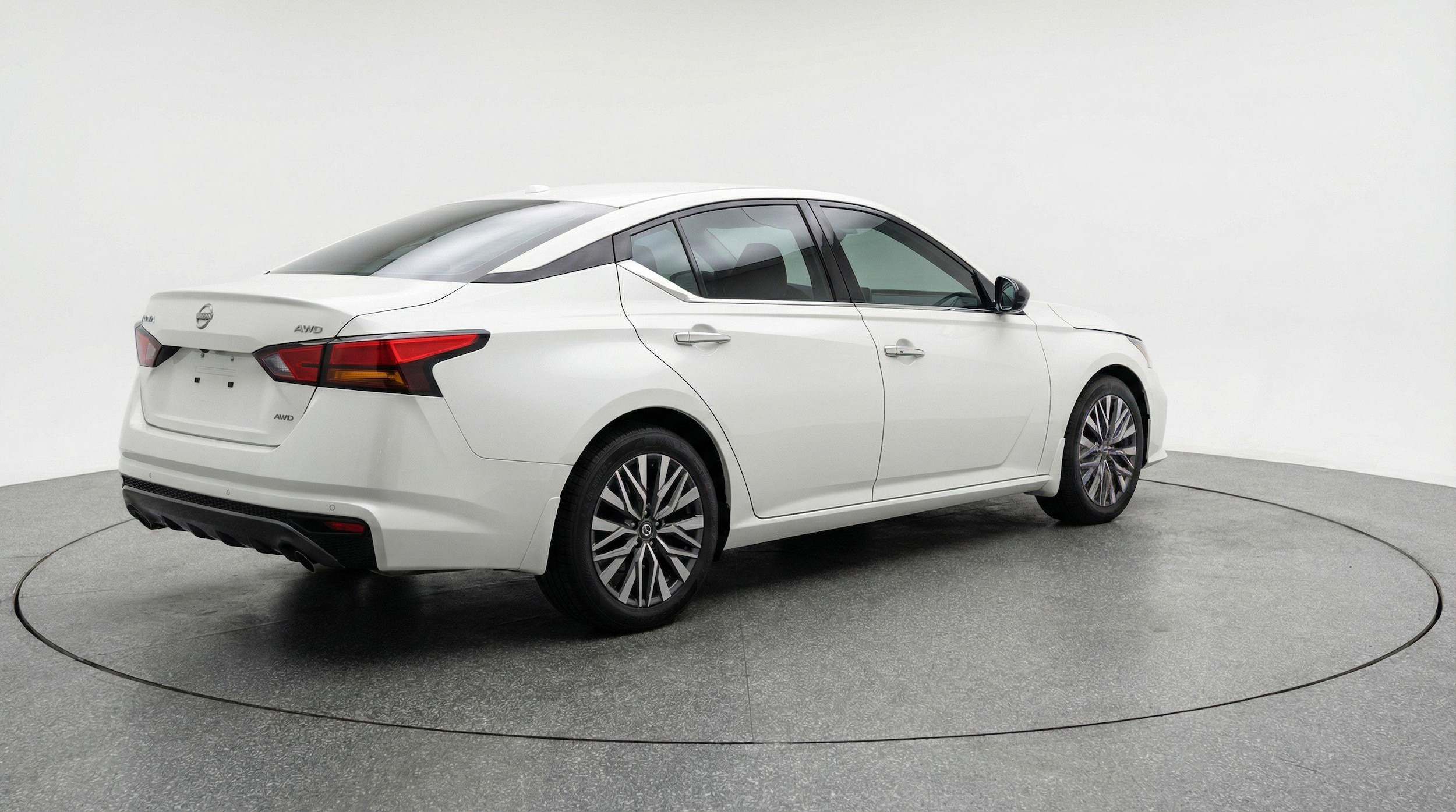 Thumbnail: 2025 Nissan Altima - 9