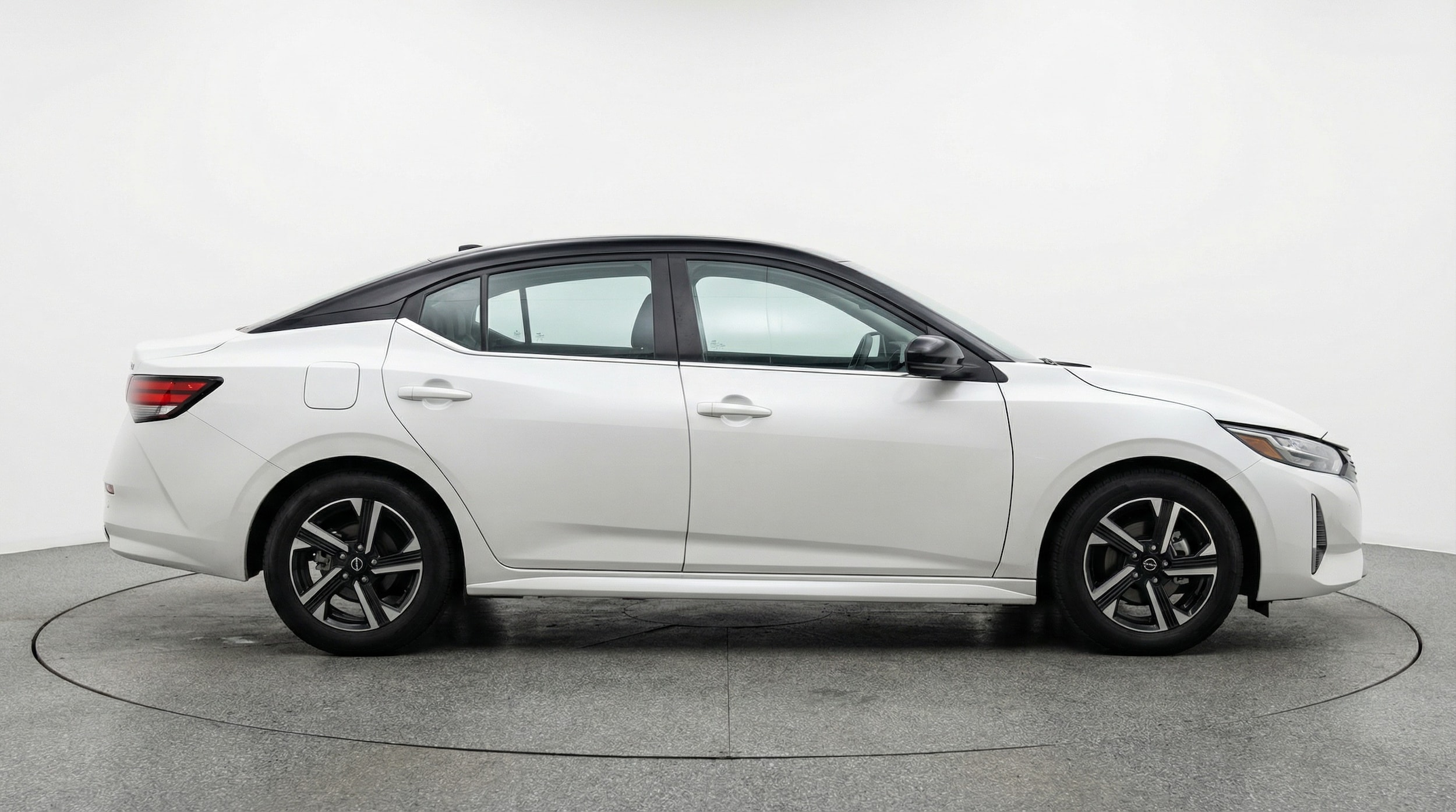 Thumbnail: 2025 Nissan Sentra - 8