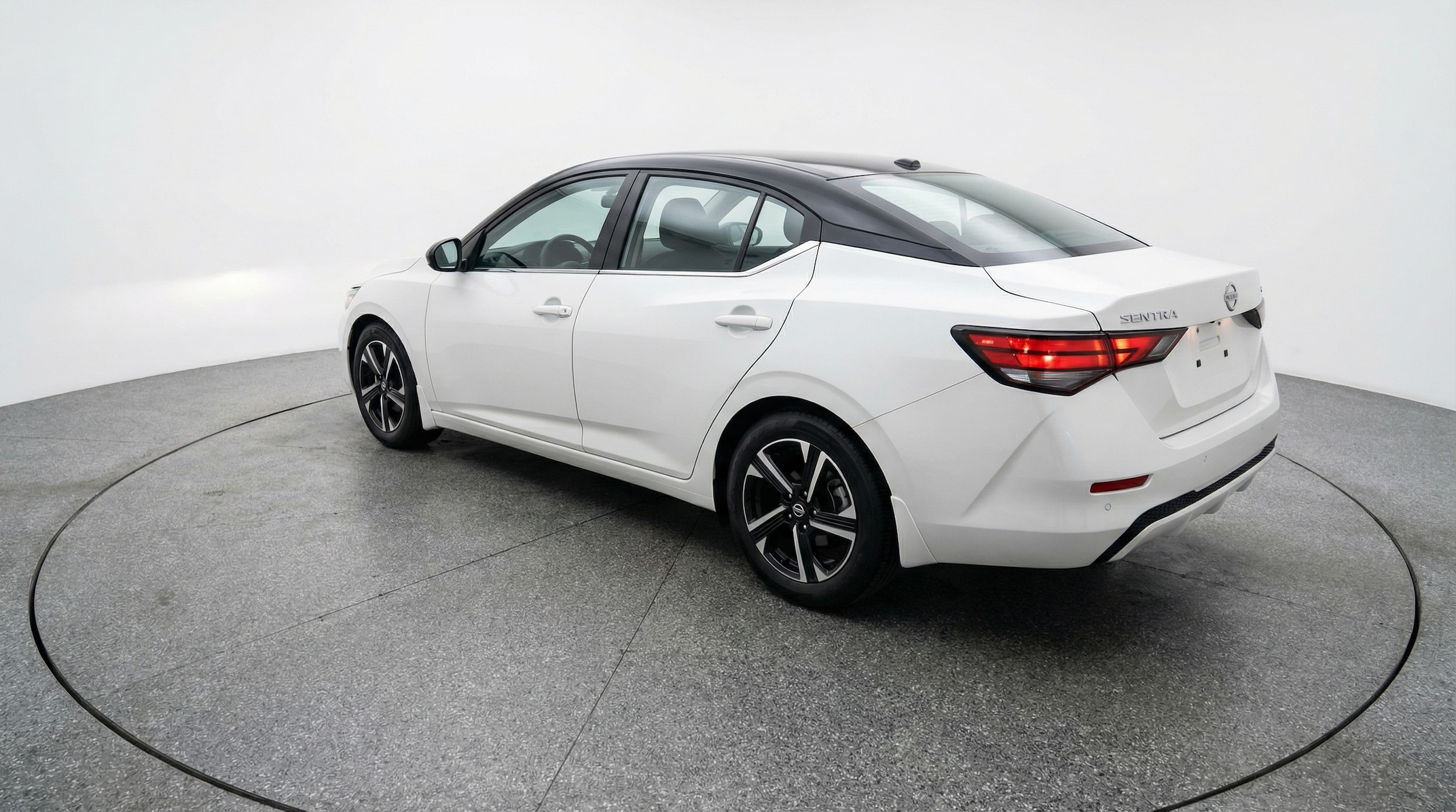 Thumbnail: 2025 Nissan Sentra - 5