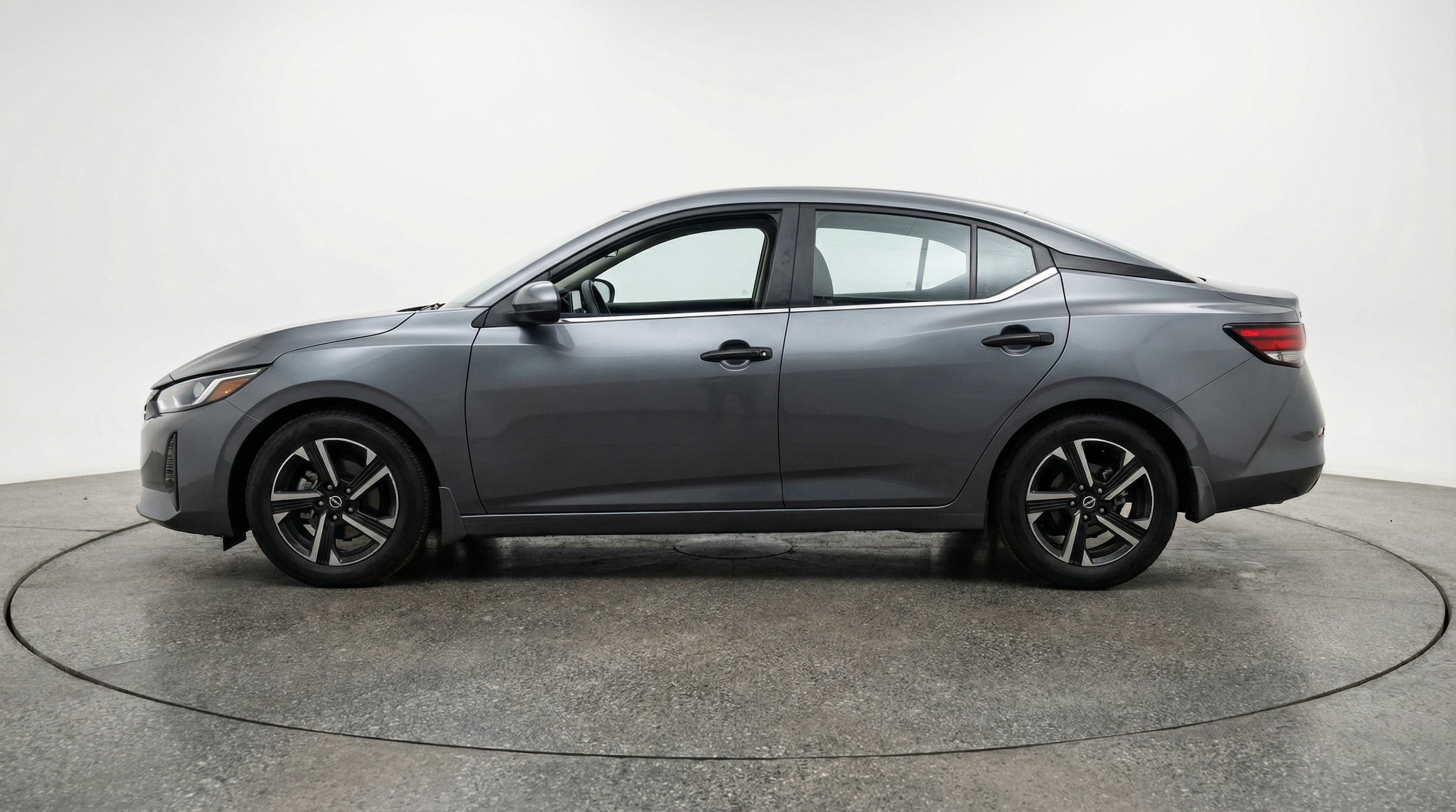 Thumbnail: 2025 Nissan Sentra - 4