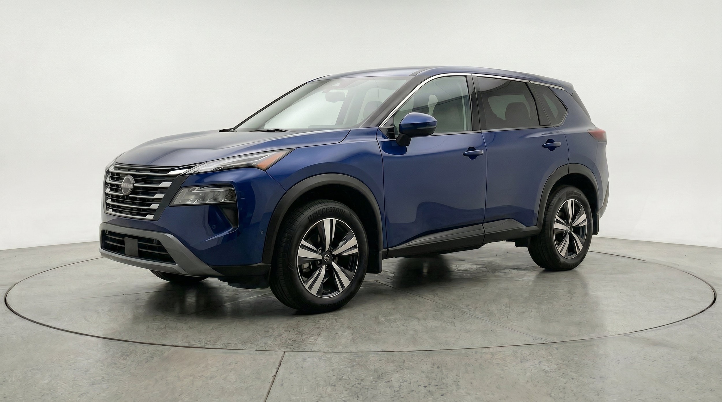 Thumbnail: 2026 Nissan Rogue - 3