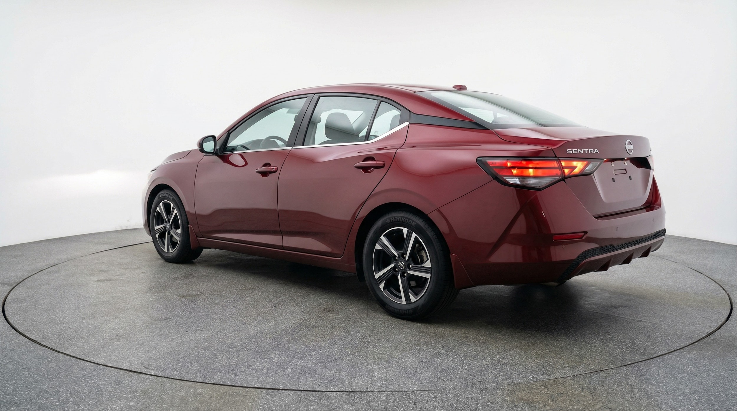 Thumbnail: 2025 Nissan Sentra - 5