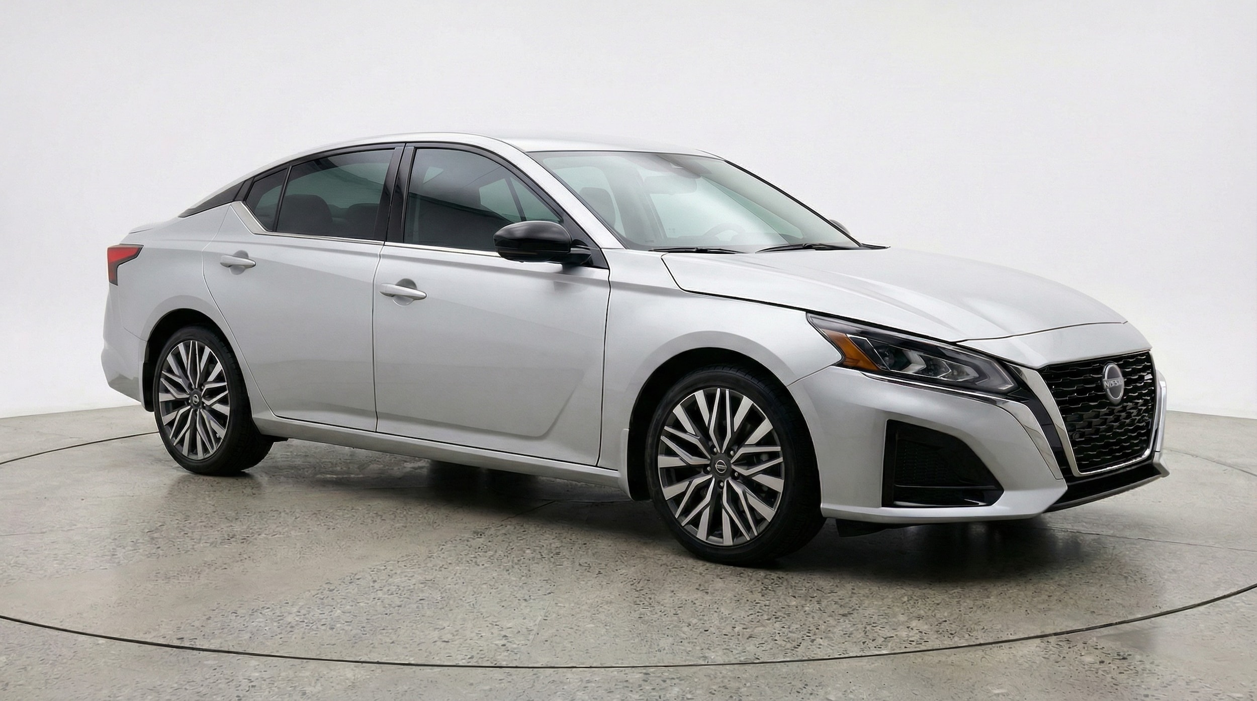 Thumbnail: 2025 Nissan Altima - 1