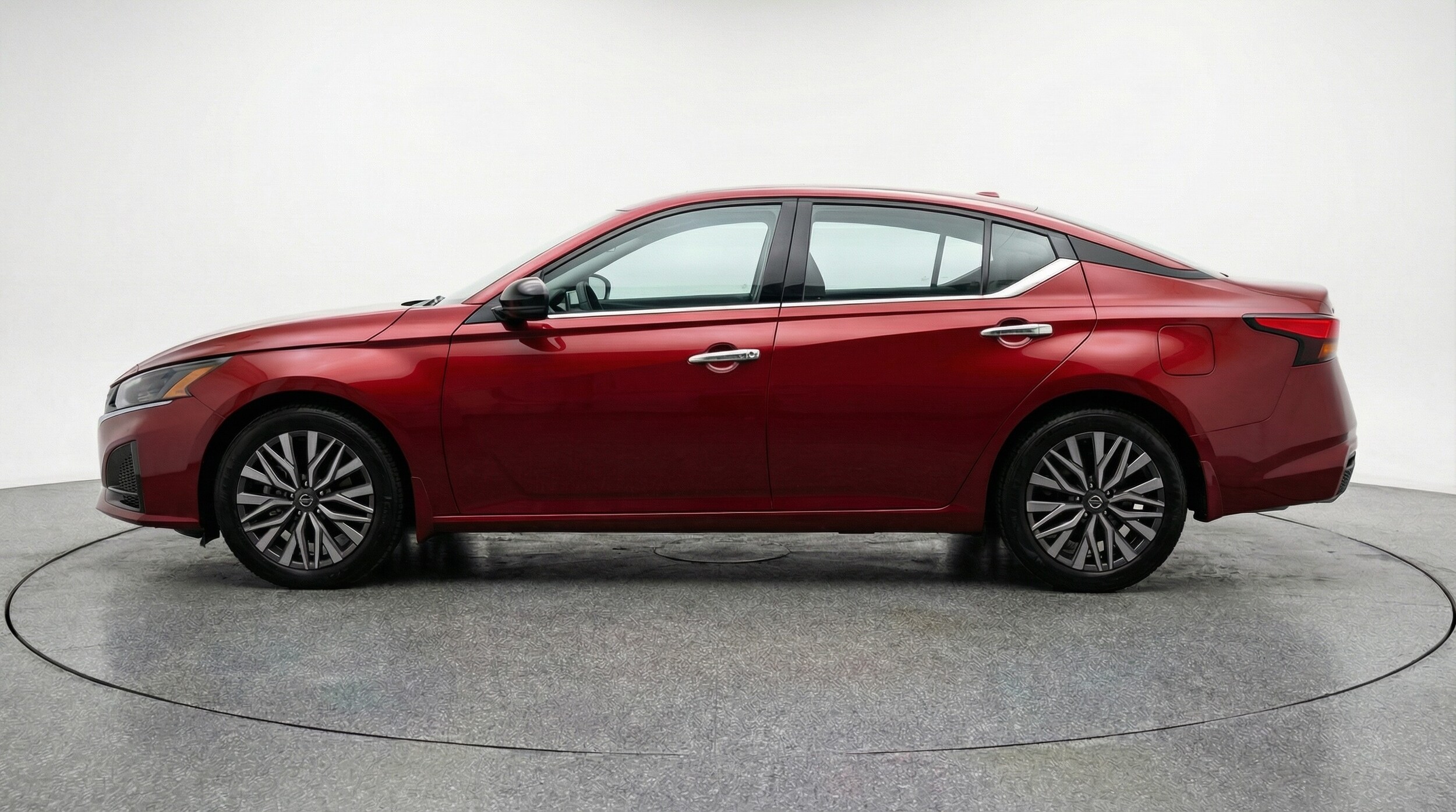 Thumbnail: 2025 Nissan Altima - 4