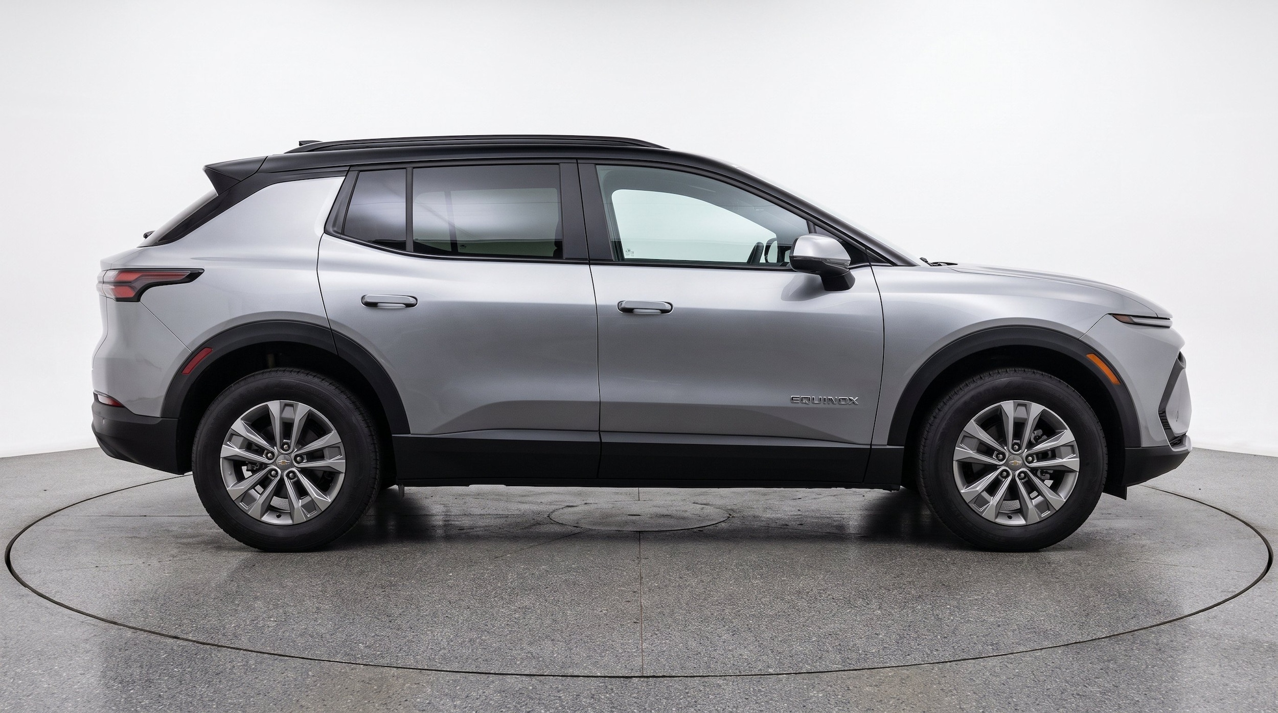 Thumbnail: 2025 Chevrolet Equinox - 10