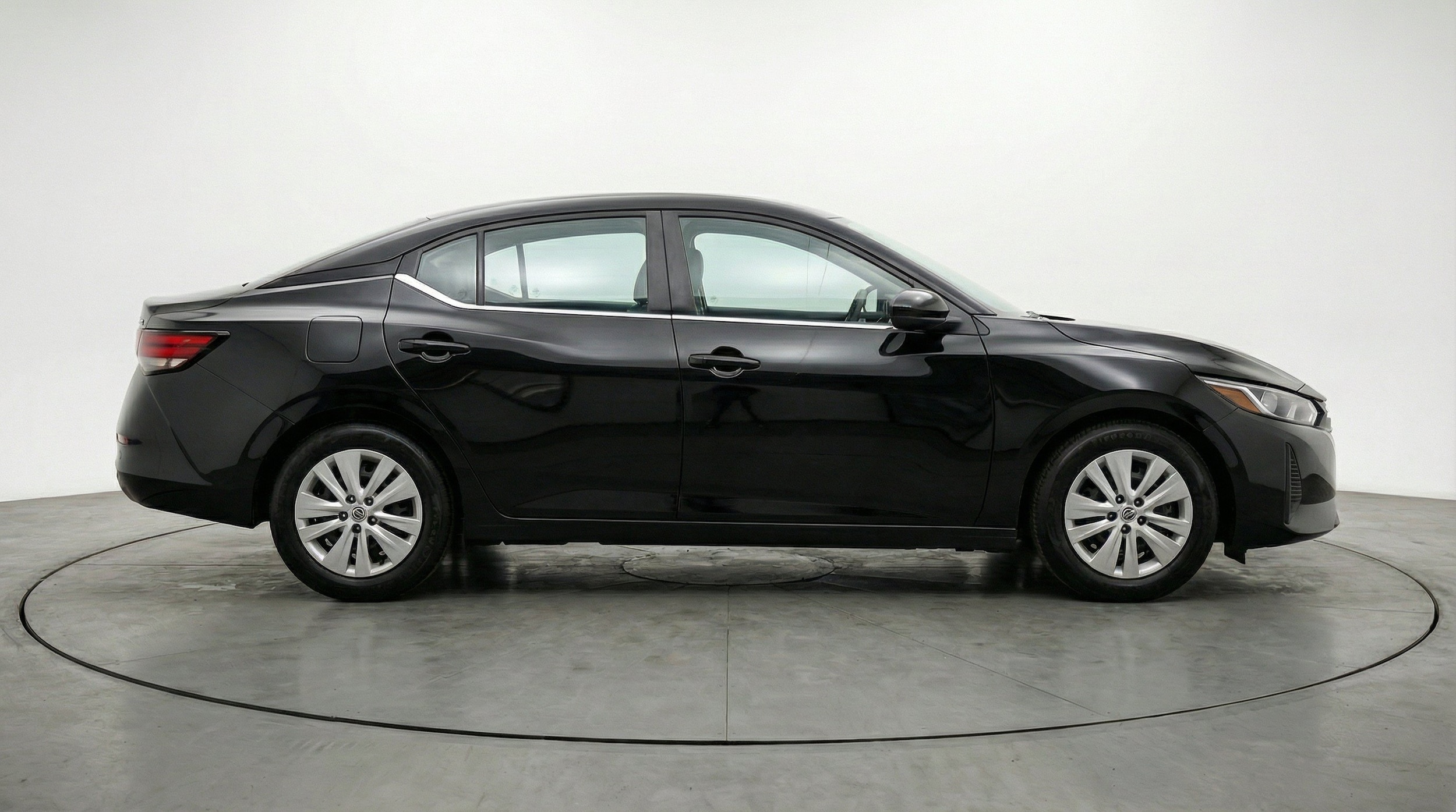 Thumbnail: 2025 Nissan Sentra - 11