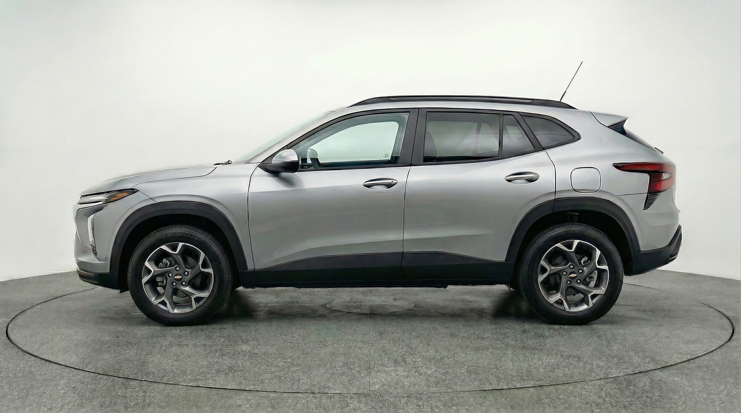 Thumbnail: 2025 Chevrolet Trax - 4