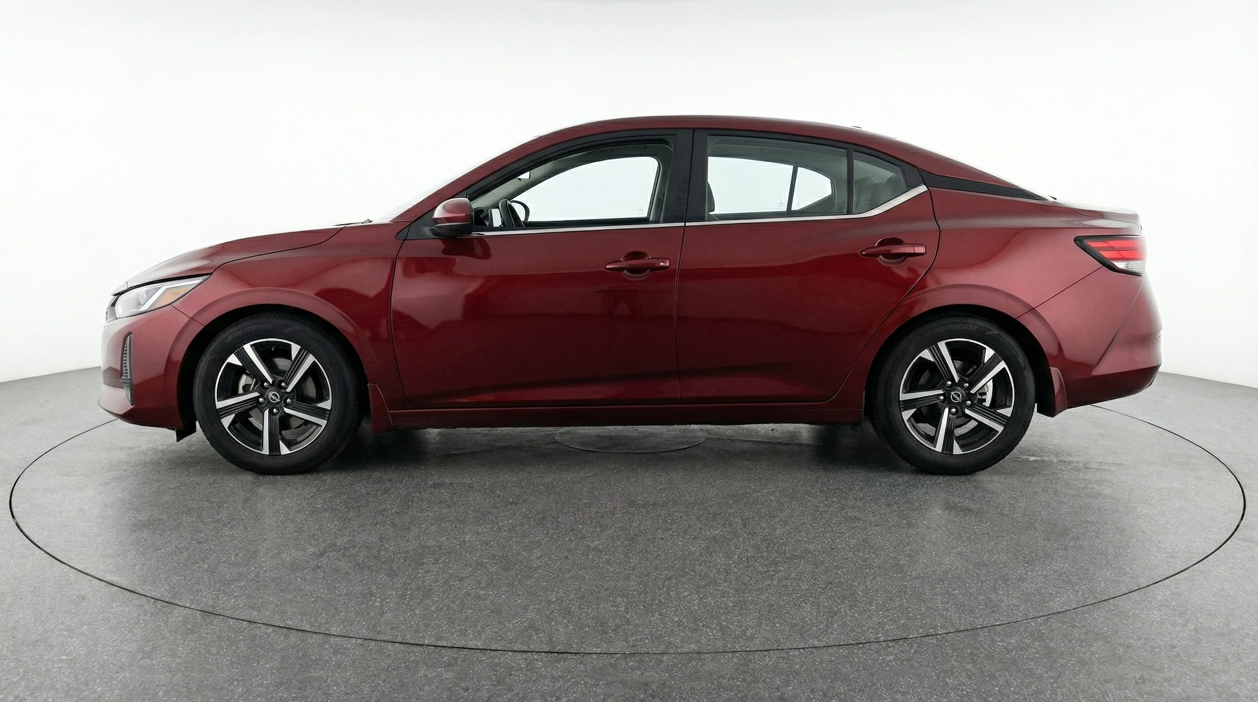 Thumbnail: 2025 Nissan Sentra - 4