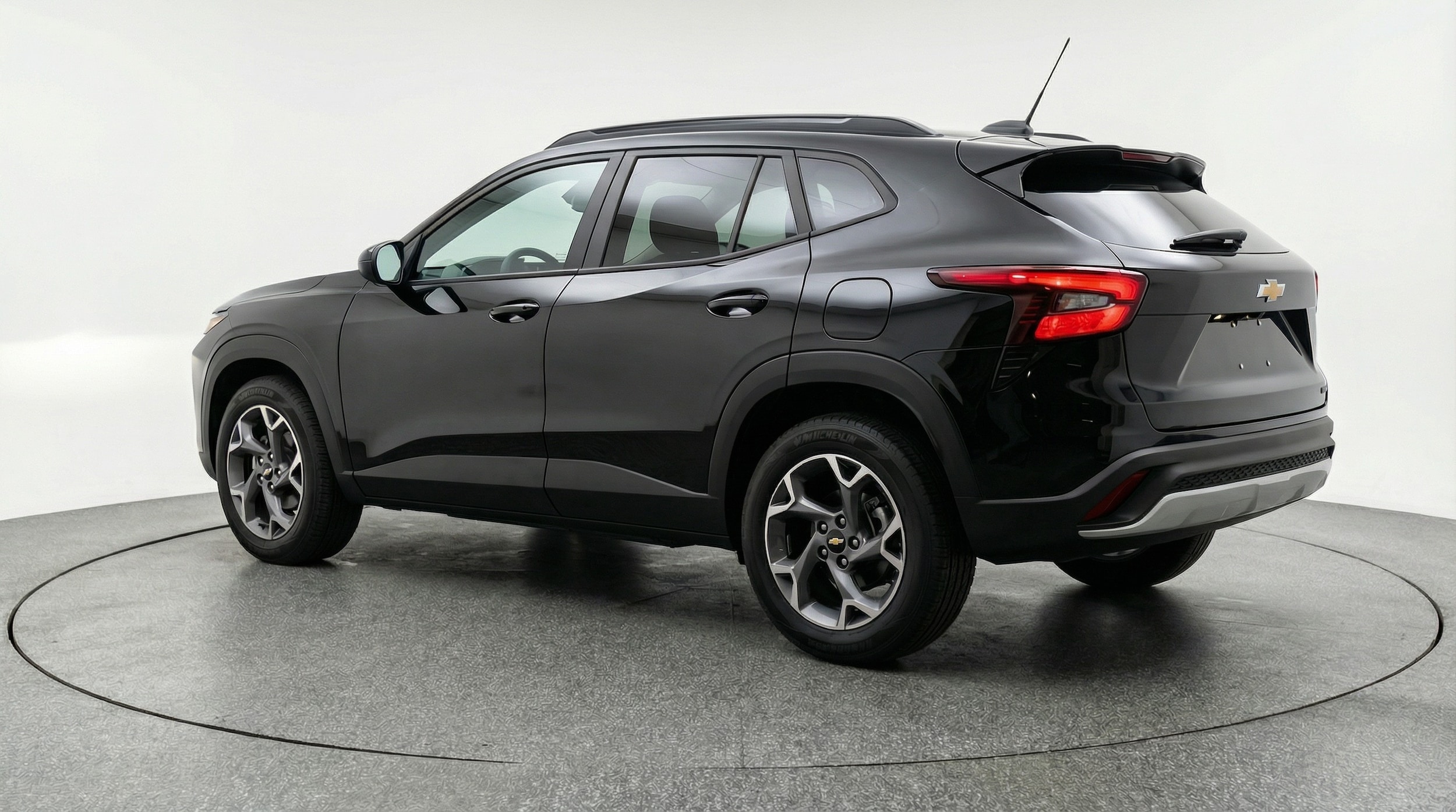 Thumbnail: 2025 Chevrolet Trax - 5