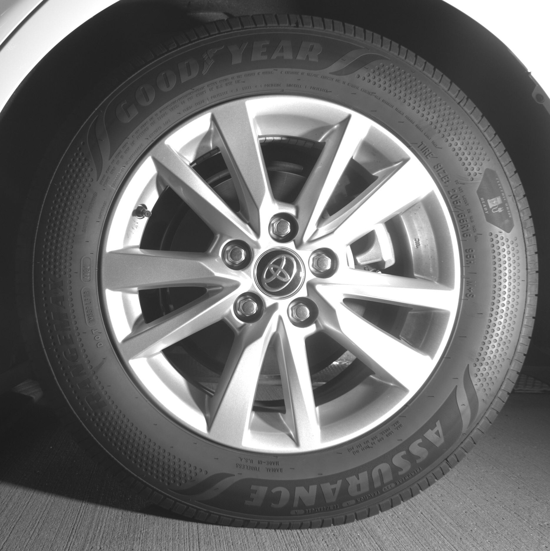 Thumbnail: 2025 Toyota Camry - 11