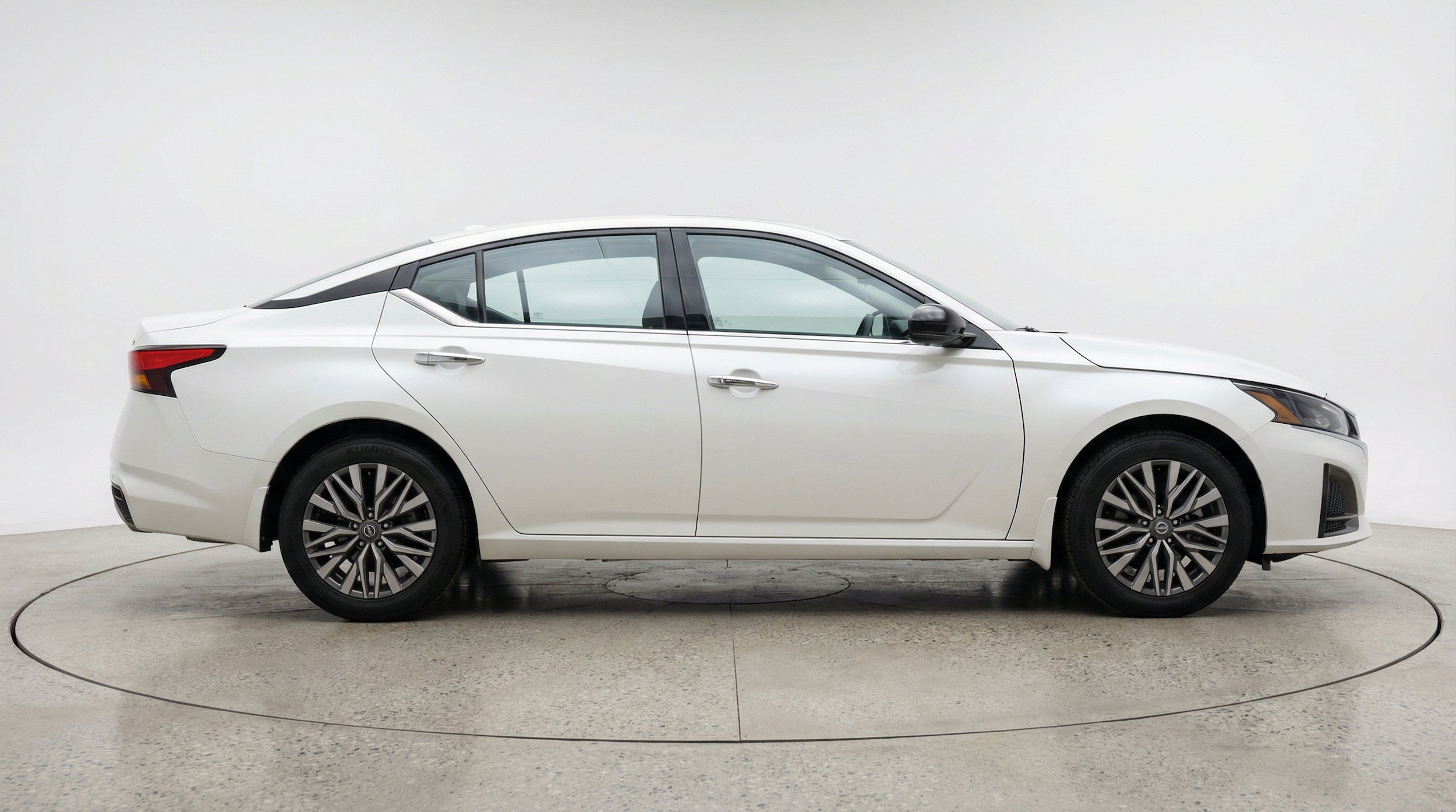 Thumbnail: 2025 Nissan Altima - 11