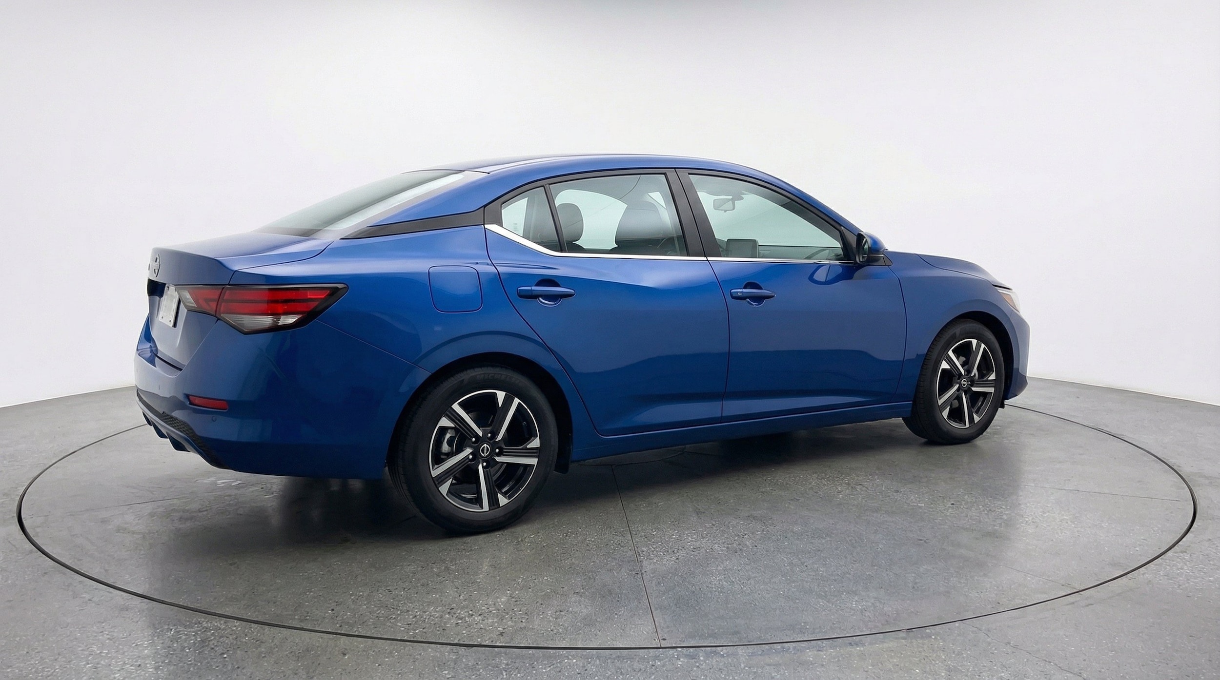 Thumbnail: 2025 Nissan Sentra - 9