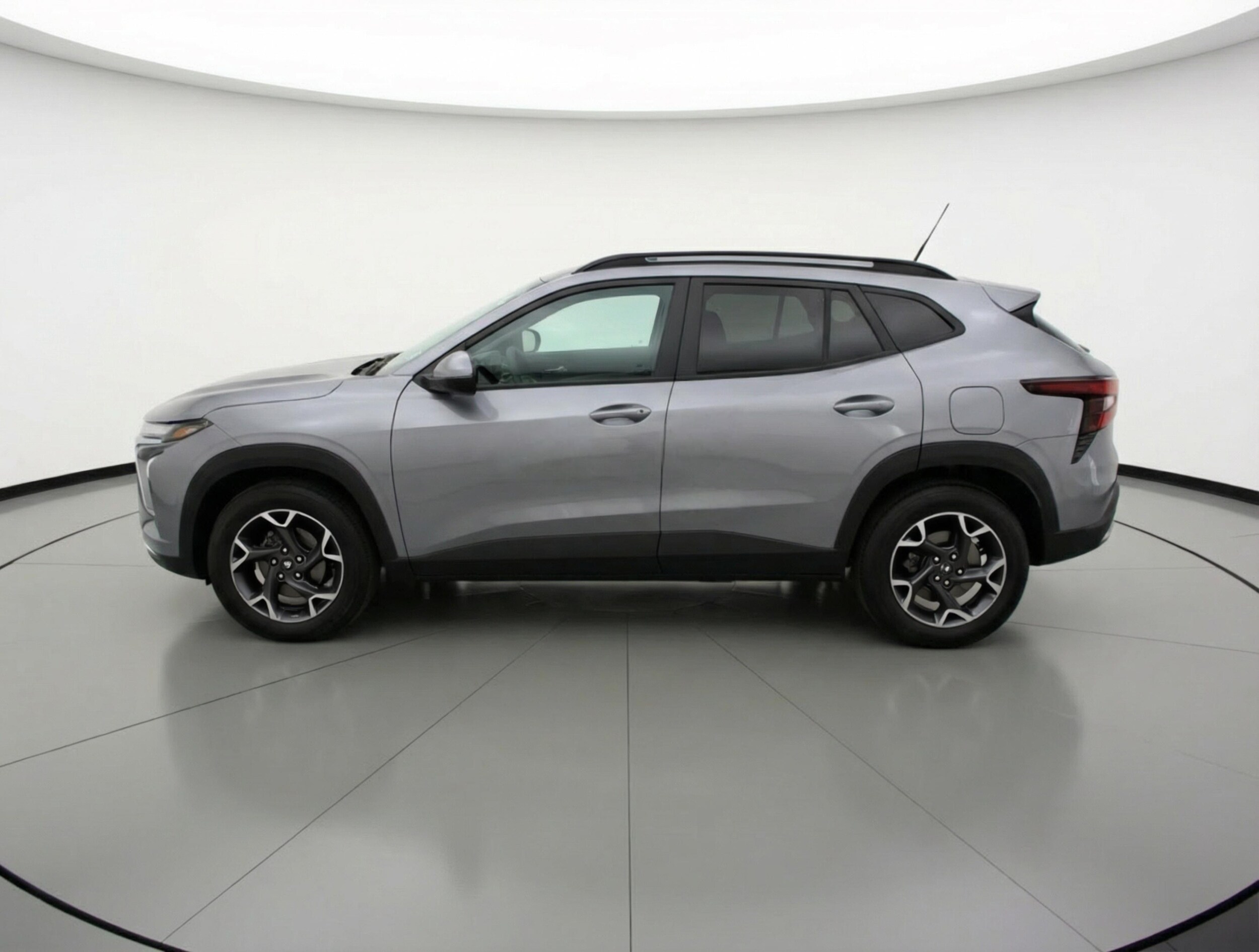 Thumbnail: 2025 Chevrolet Trax - 4