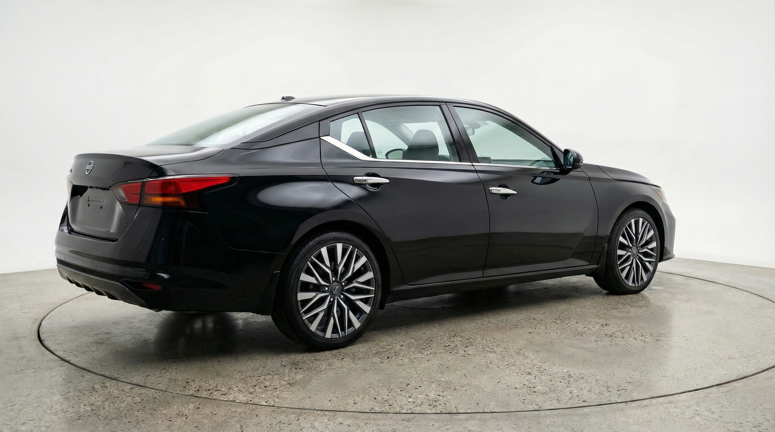 Thumbnail: 2025 Nissan Altima - 7