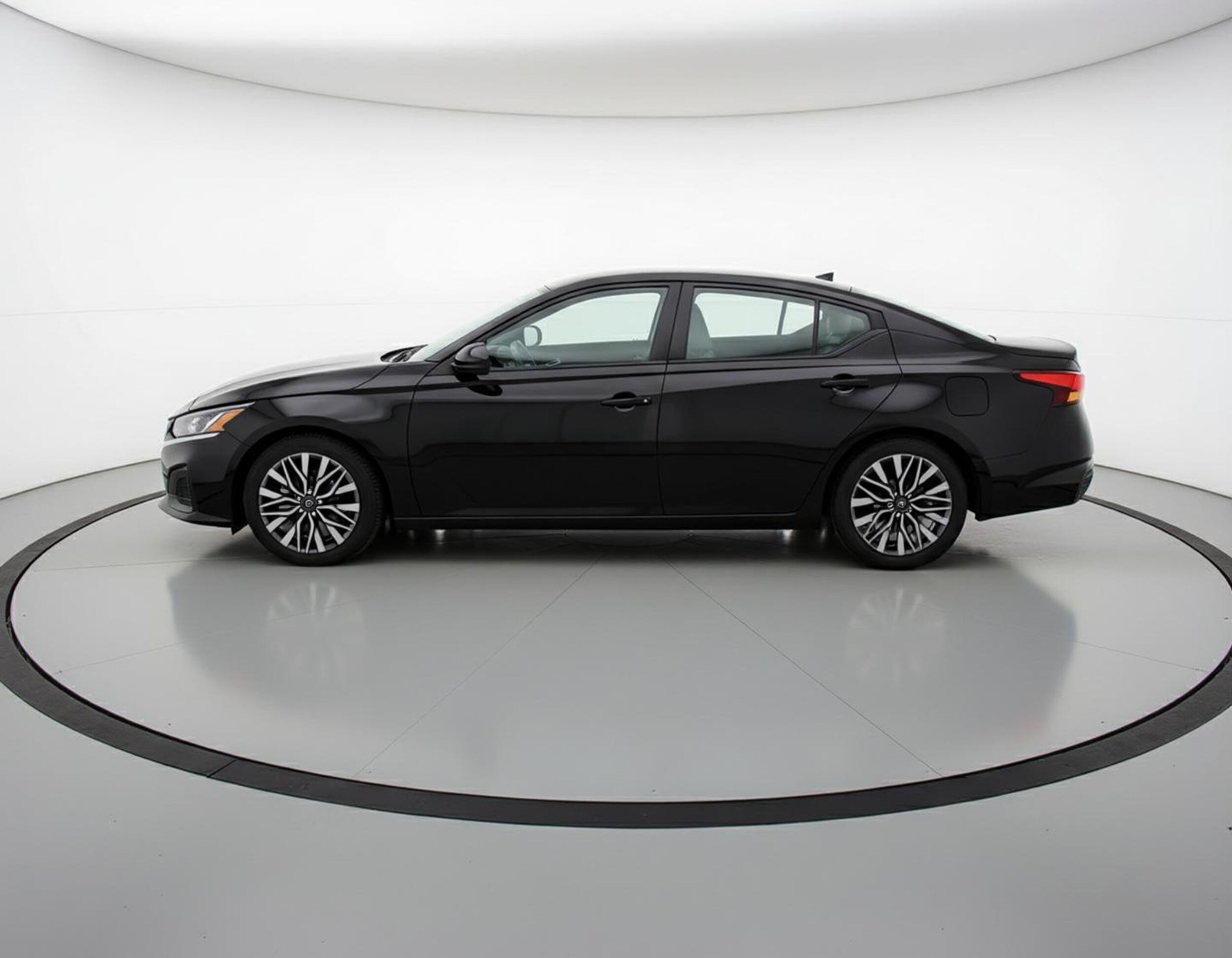 Thumbnail: 2025 Nissan Altima - 4