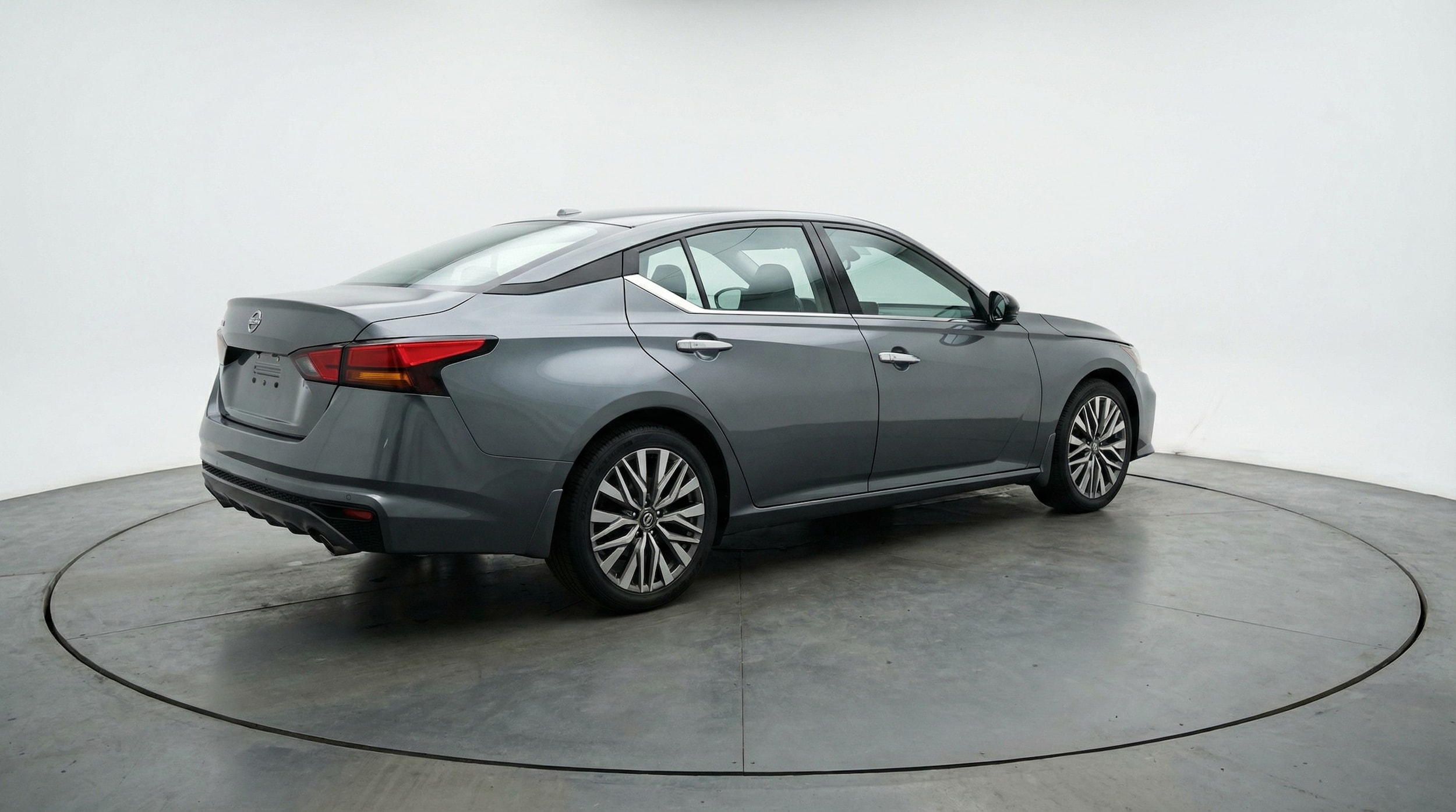 Thumbnail: 2025 Nissan Altima - 7