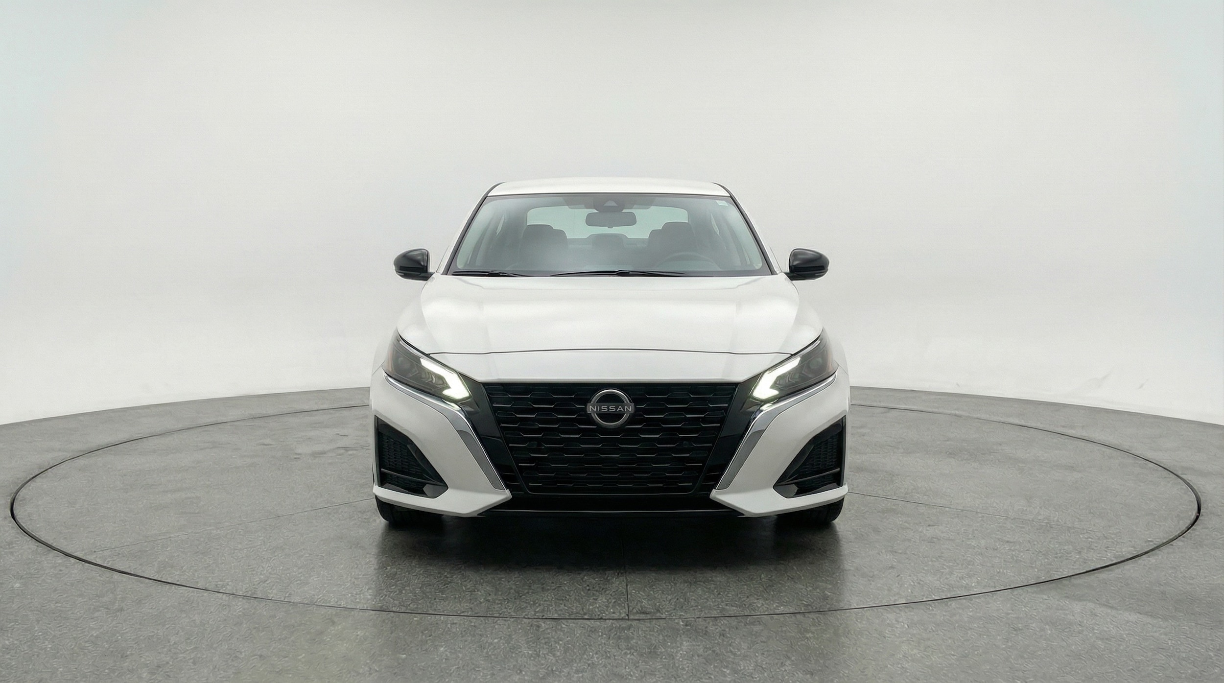 Thumbnail: 2025 Nissan Altima - 2