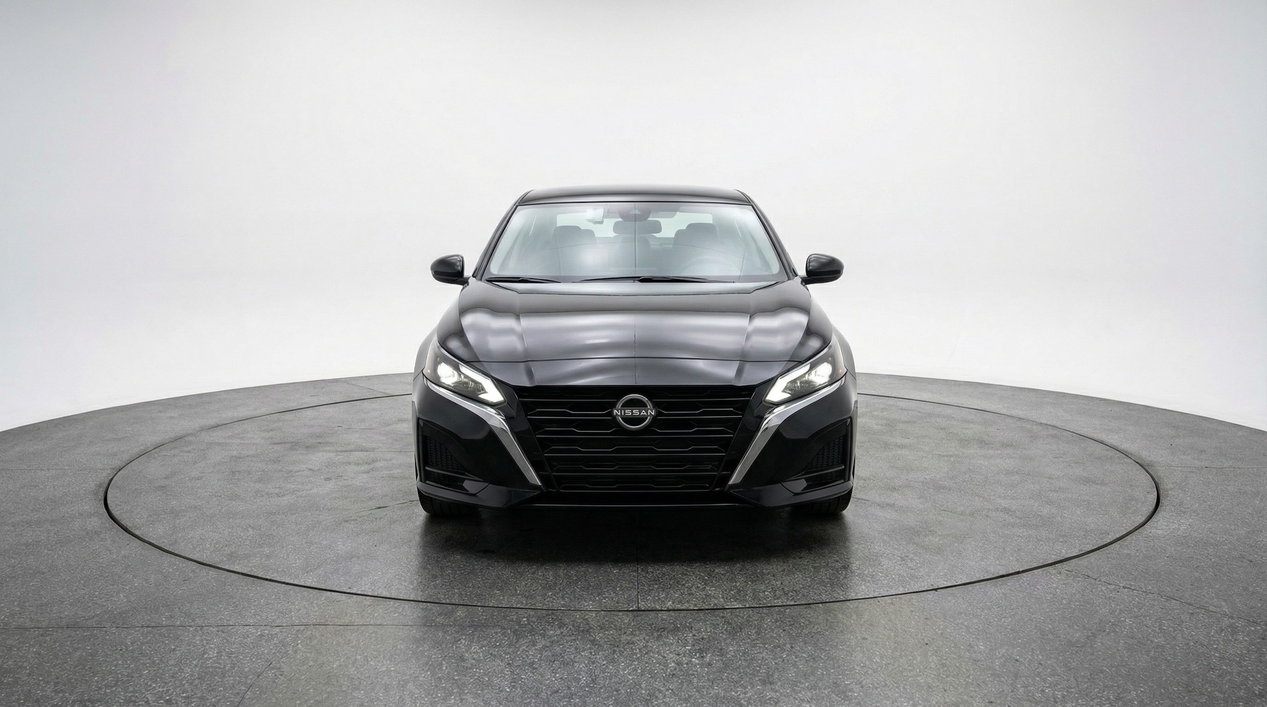 Thumbnail: 2025 Nissan Altima - 2