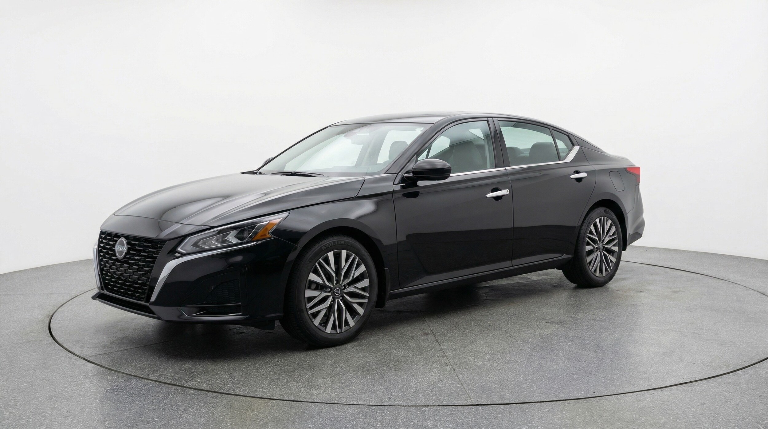 Thumbnail: 2025 Nissan Altima - 3