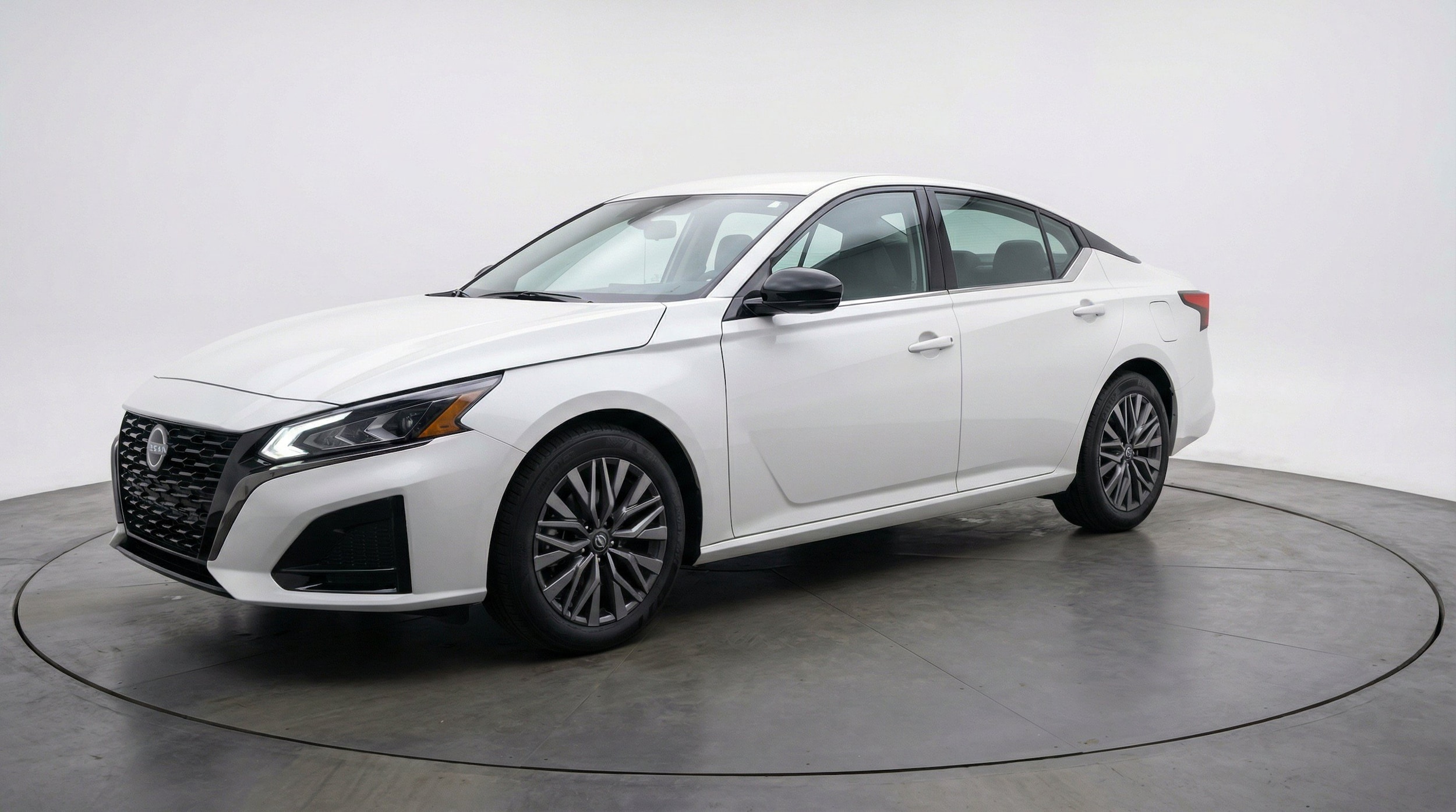 Thumbnail: 2026 Nissan Altima - 3