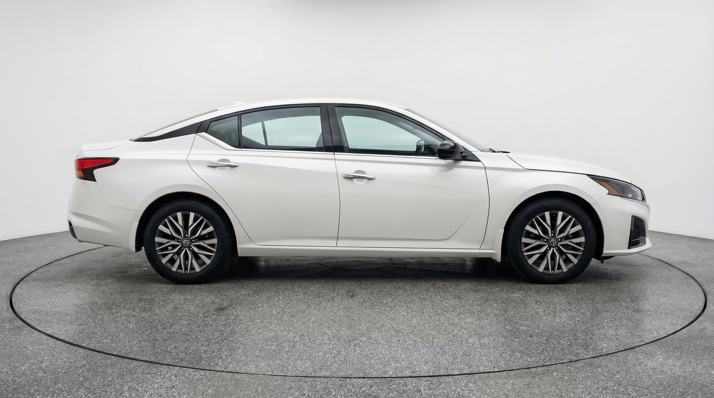 Thumbnail: 2025 Nissan Altima - 11