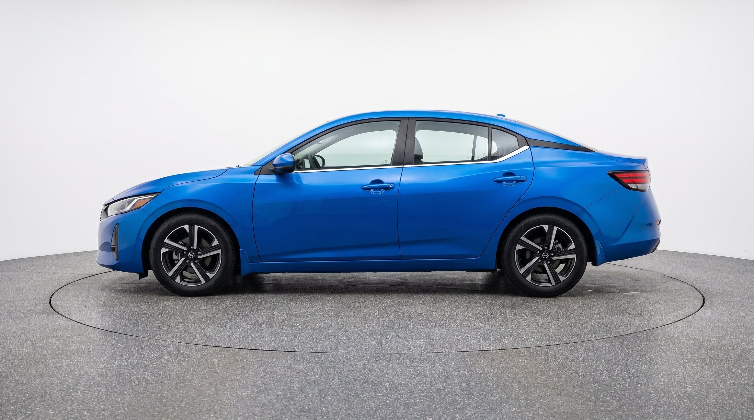 Thumbnail: 2025 Nissan Sentra - 5