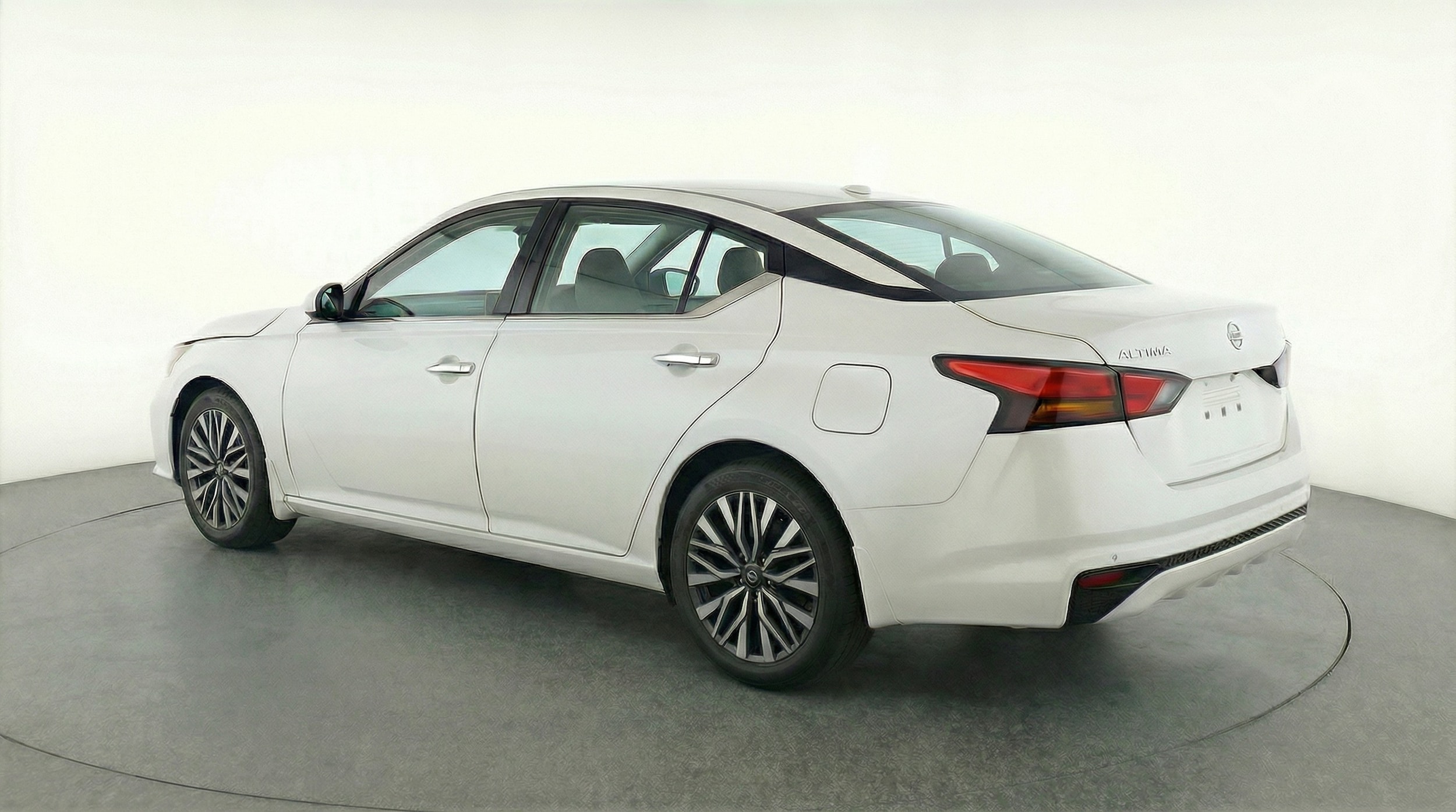 Thumbnail: 2025 Nissan Altima - 5