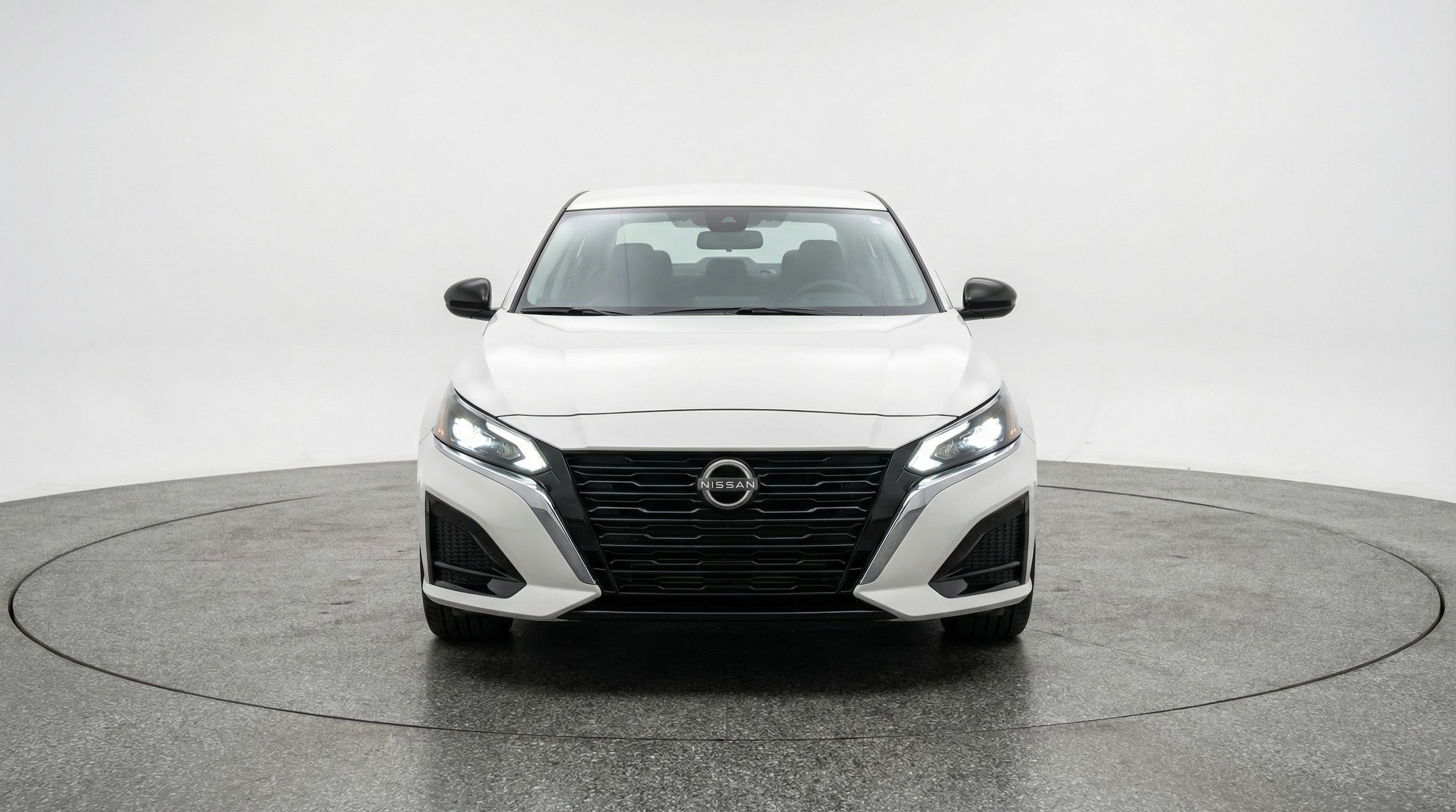 Thumbnail: 2025 Nissan Altima - 2