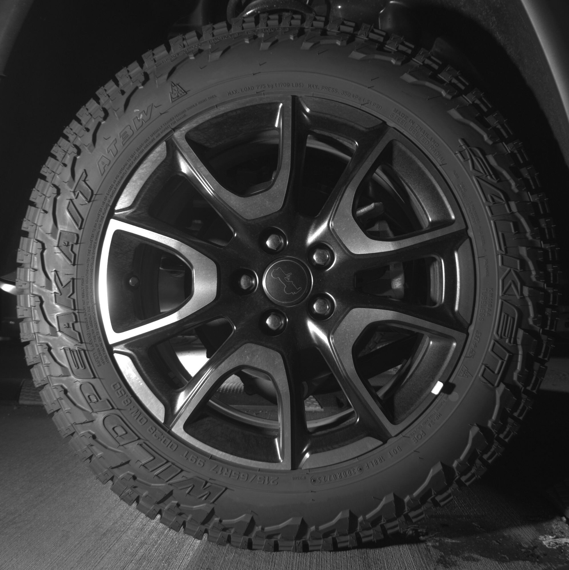 Thumbnail: 2025 Jeep Compass - 12