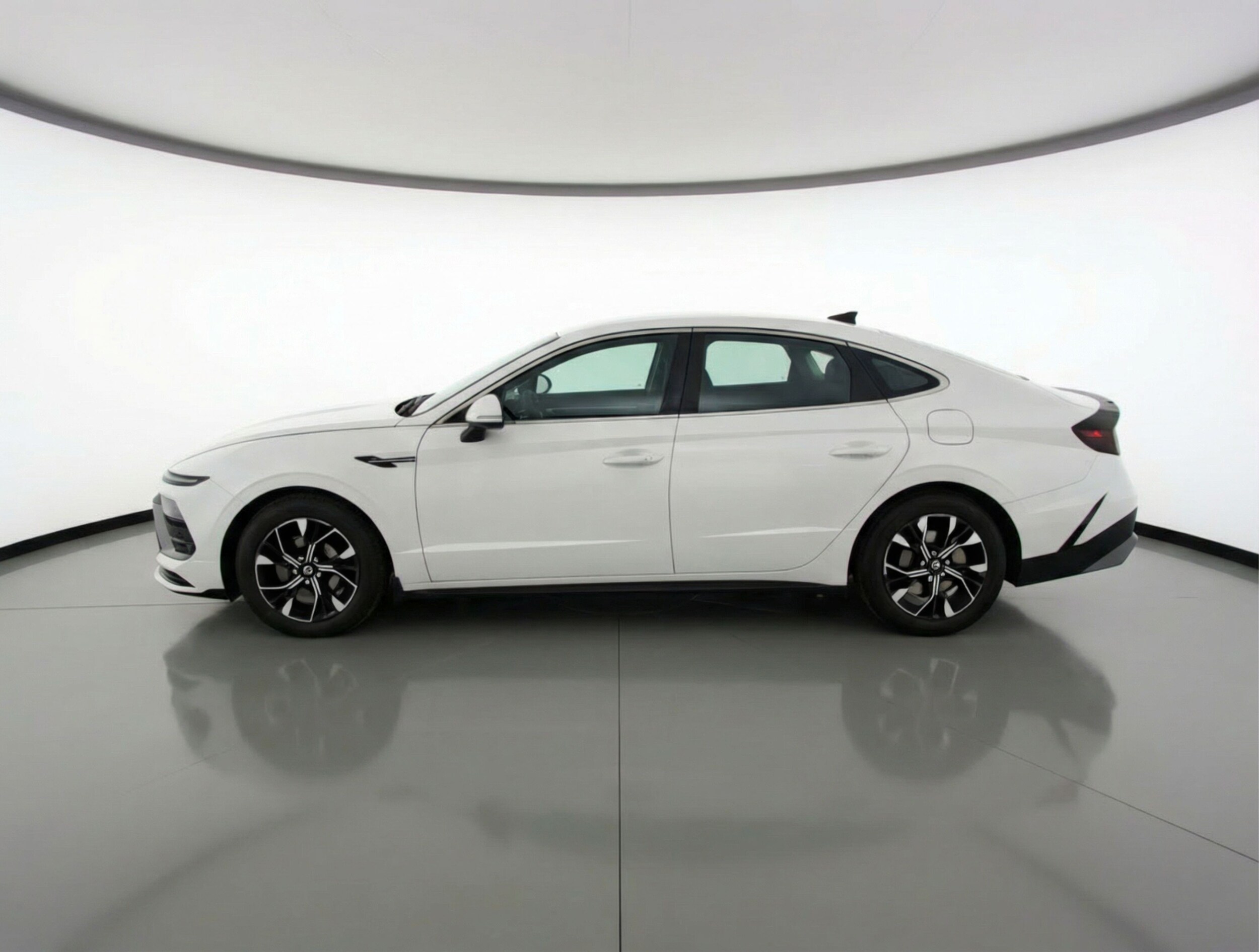 Thumbnail: 2025 Hyundai Sonata - 4