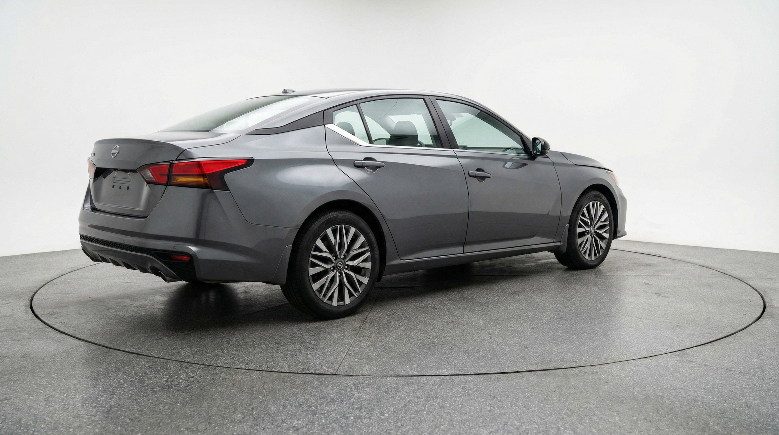 Thumbnail: 2025 Nissan Altima - 9