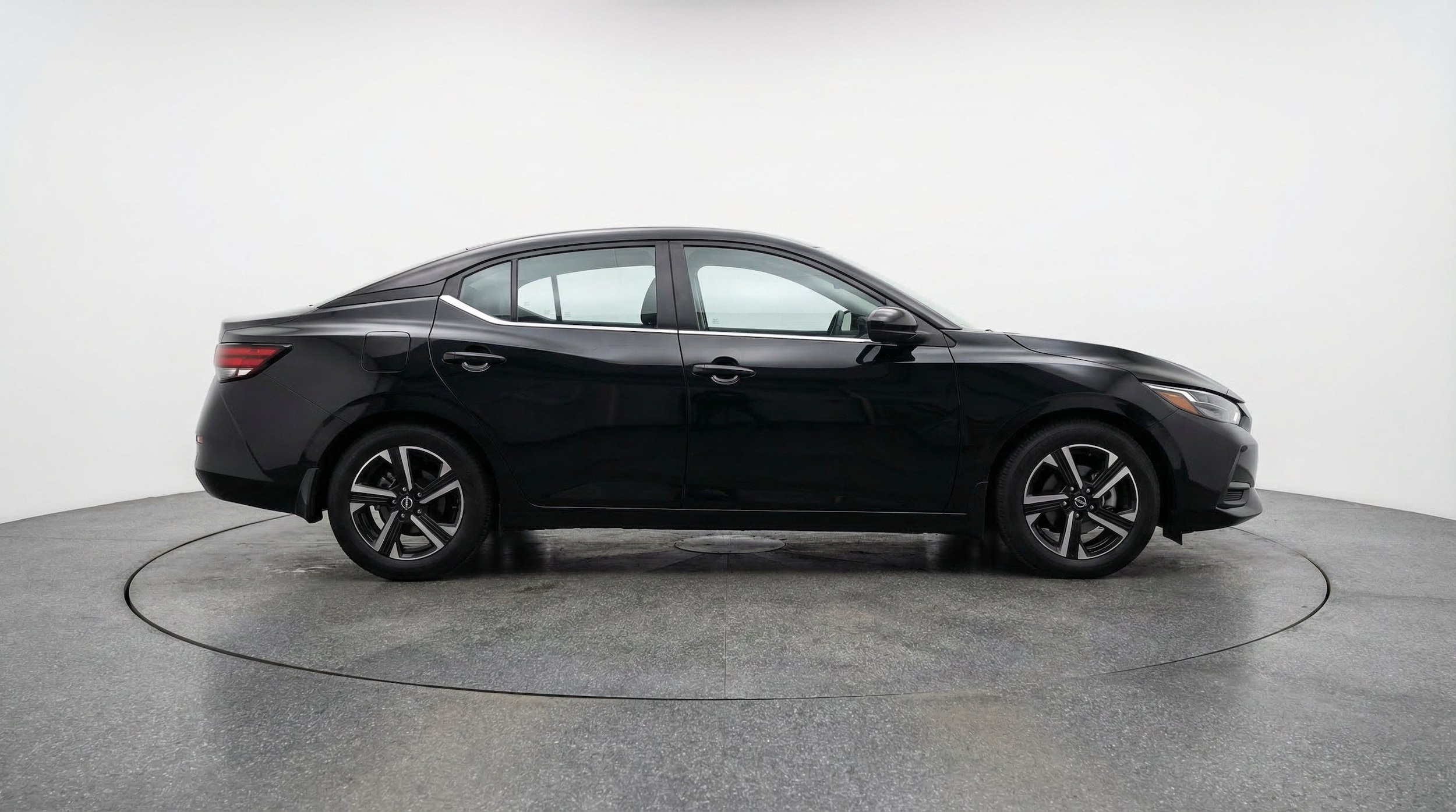 Thumbnail: 2025 Nissan Sentra - 11