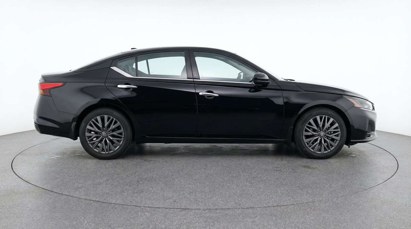 Thumbnail: 2025 Nissan Altima - 8