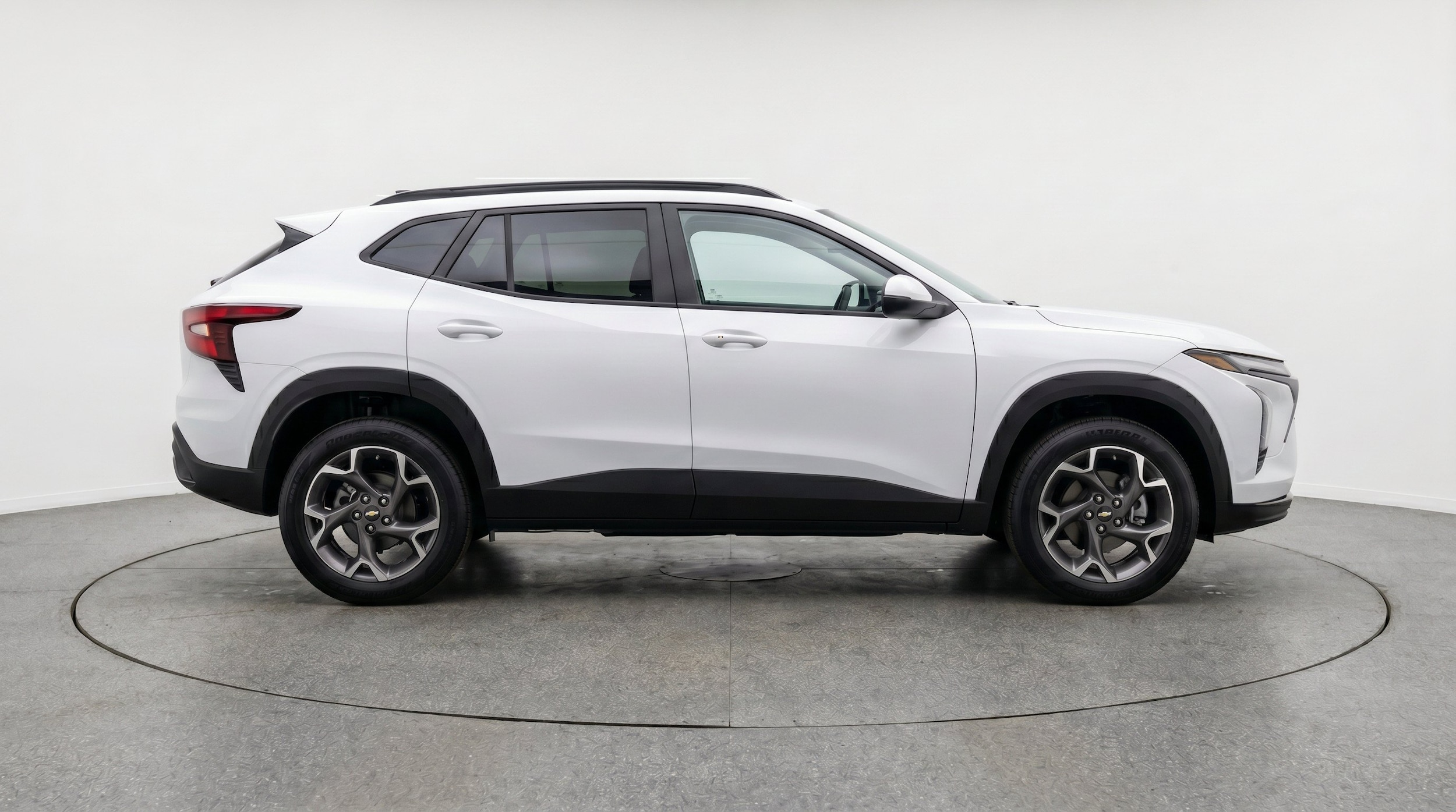Thumbnail: 2025 Chevrolet Trax - 11