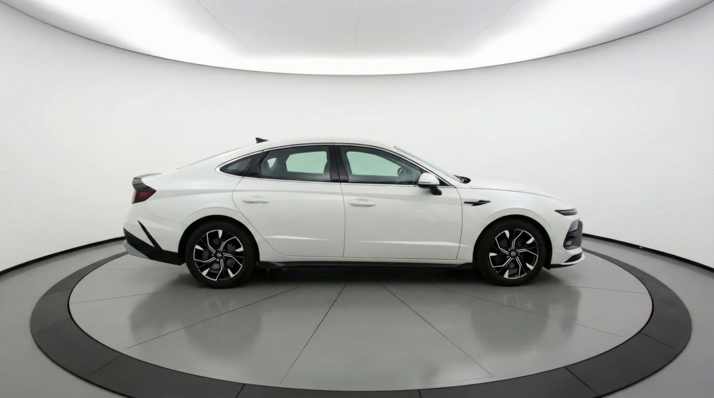 Thumbnail: 2025 Hyundai Sonata - 8