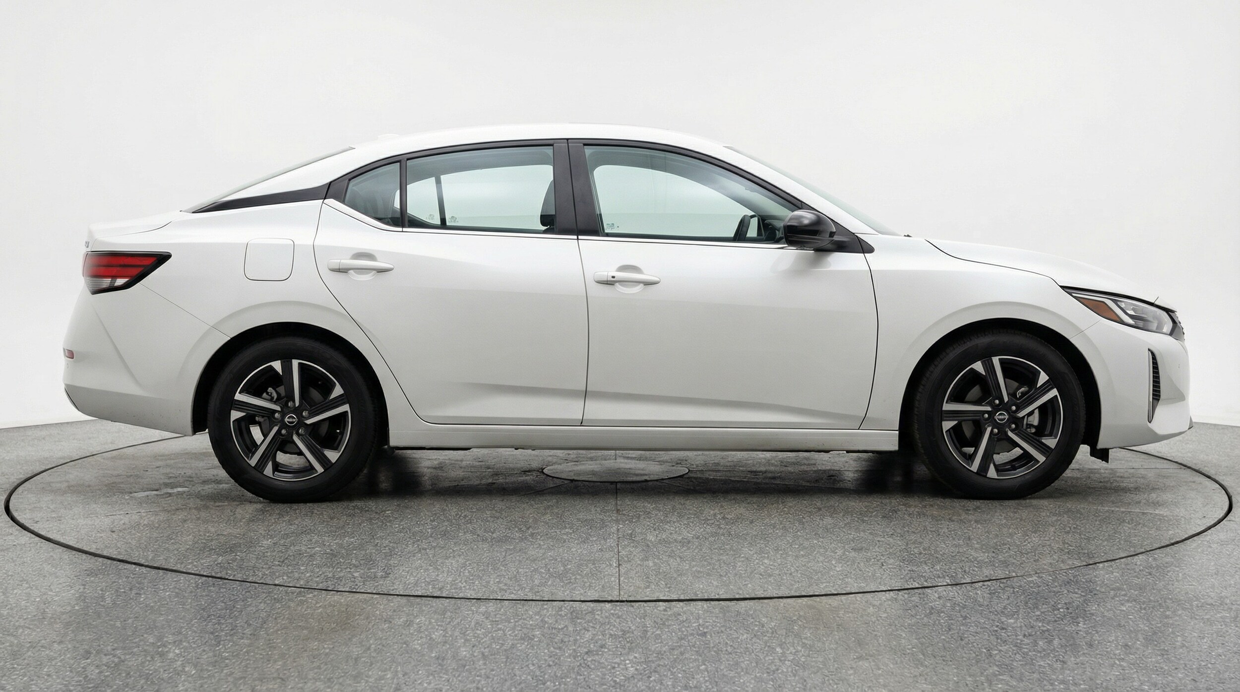 Thumbnail: 2025 Nissan Sentra - 8