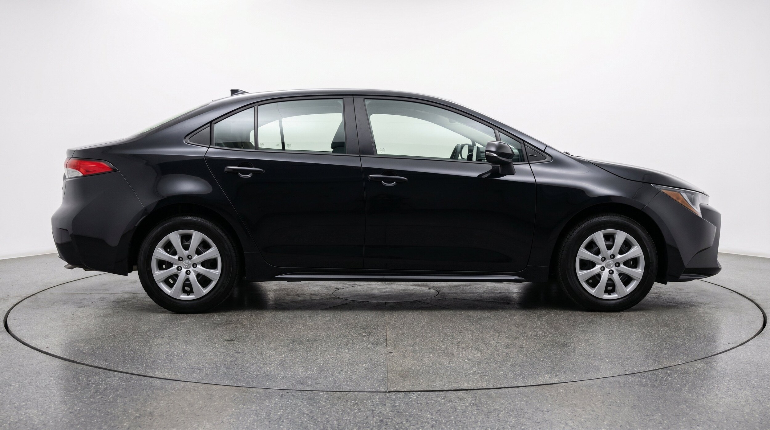 Thumbnail: 2025 Toyota Corolla - 11