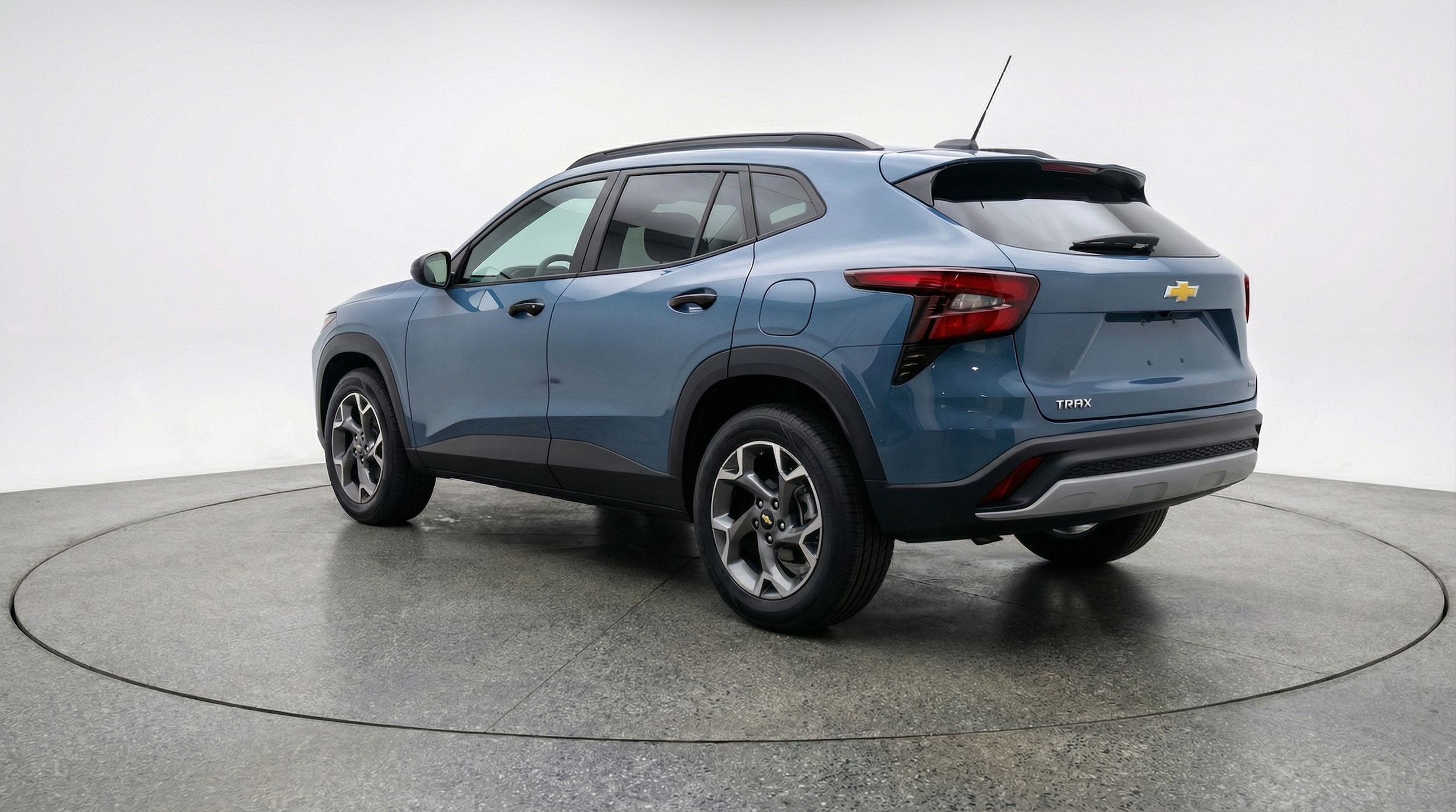 Thumbnail: 2025 Chevrolet Trax - 5