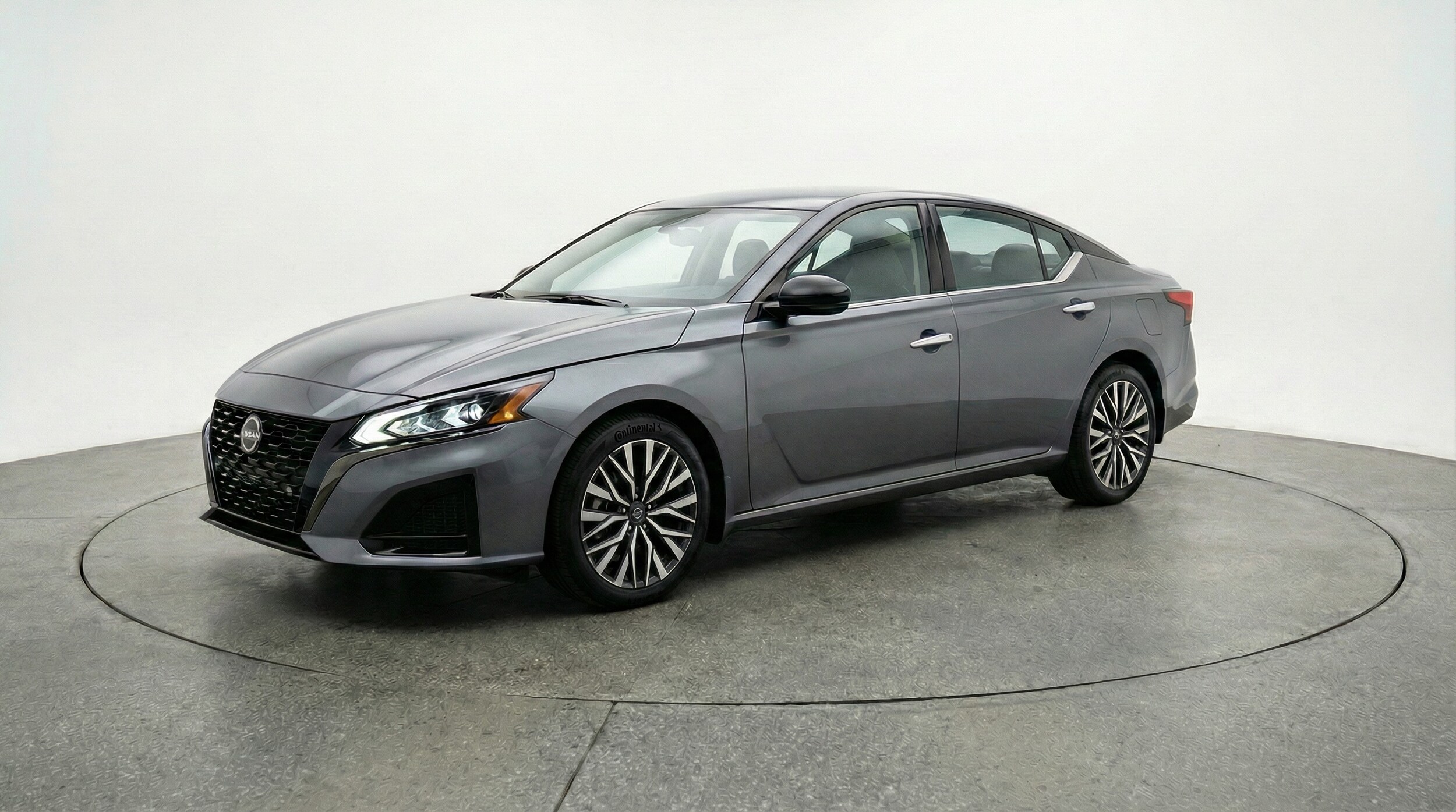 Thumbnail: 2025 Nissan Altima - 3