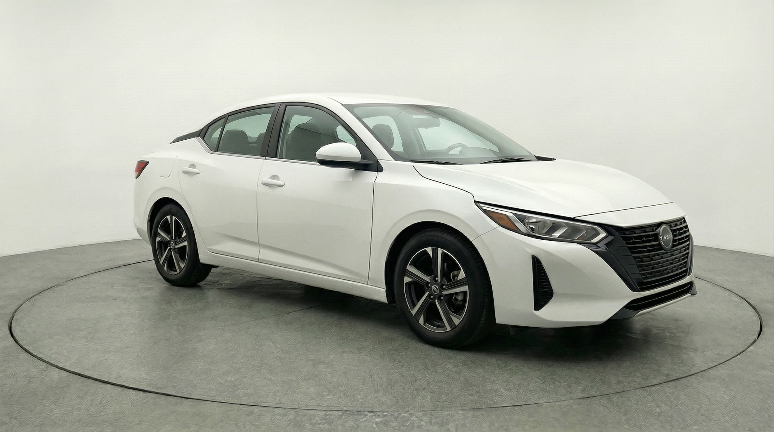 Thumbnail: 2025 Nissan Sentra - 1