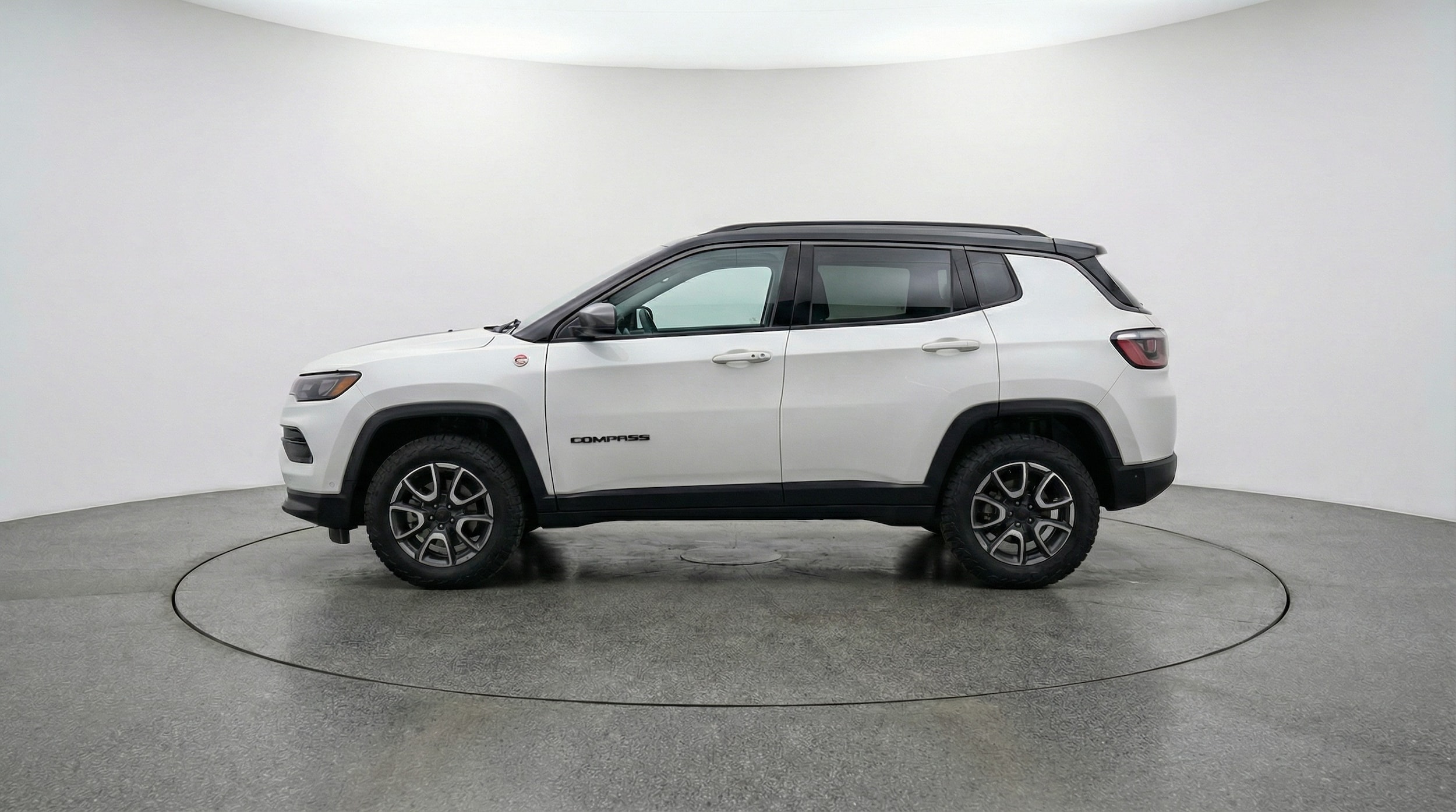 Thumbnail: 2025 Jeep Compass - 4