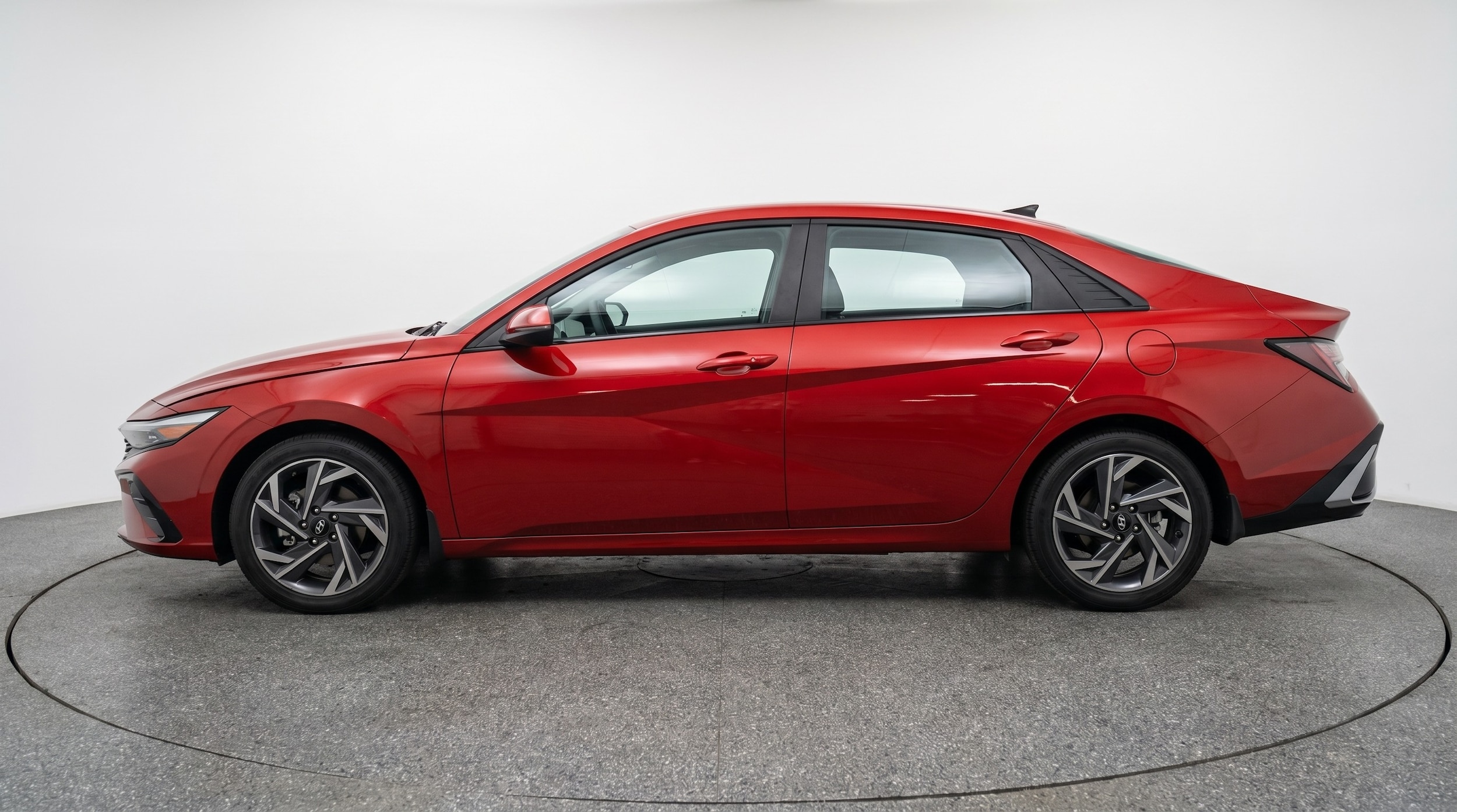 Thumbnail: 2025 Hyundai Elantra - 4