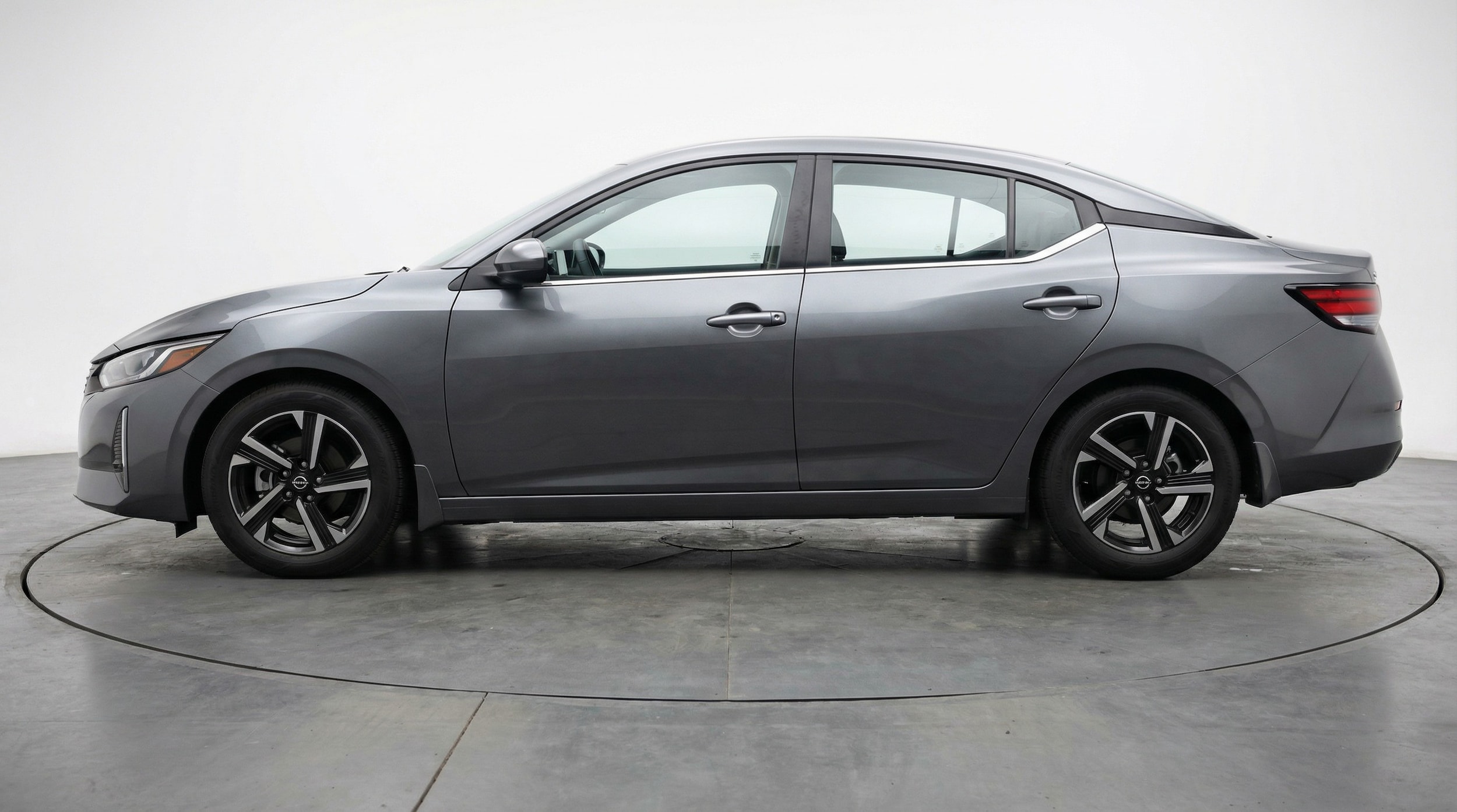 Thumbnail: 2025 Nissan Sentra - 4