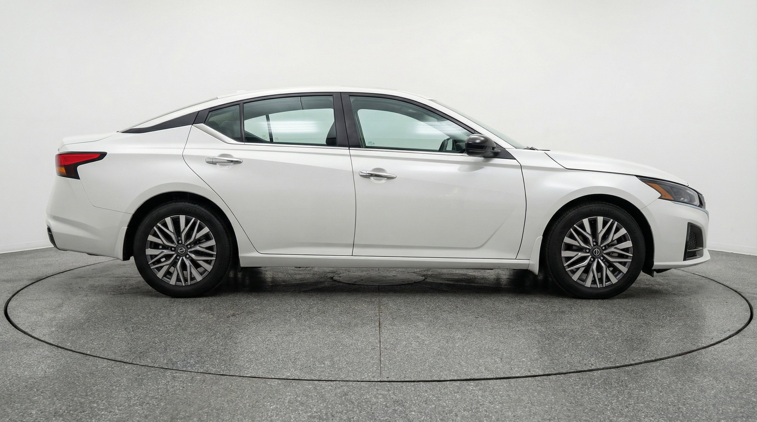 Thumbnail: 2025 Nissan Altima - 11