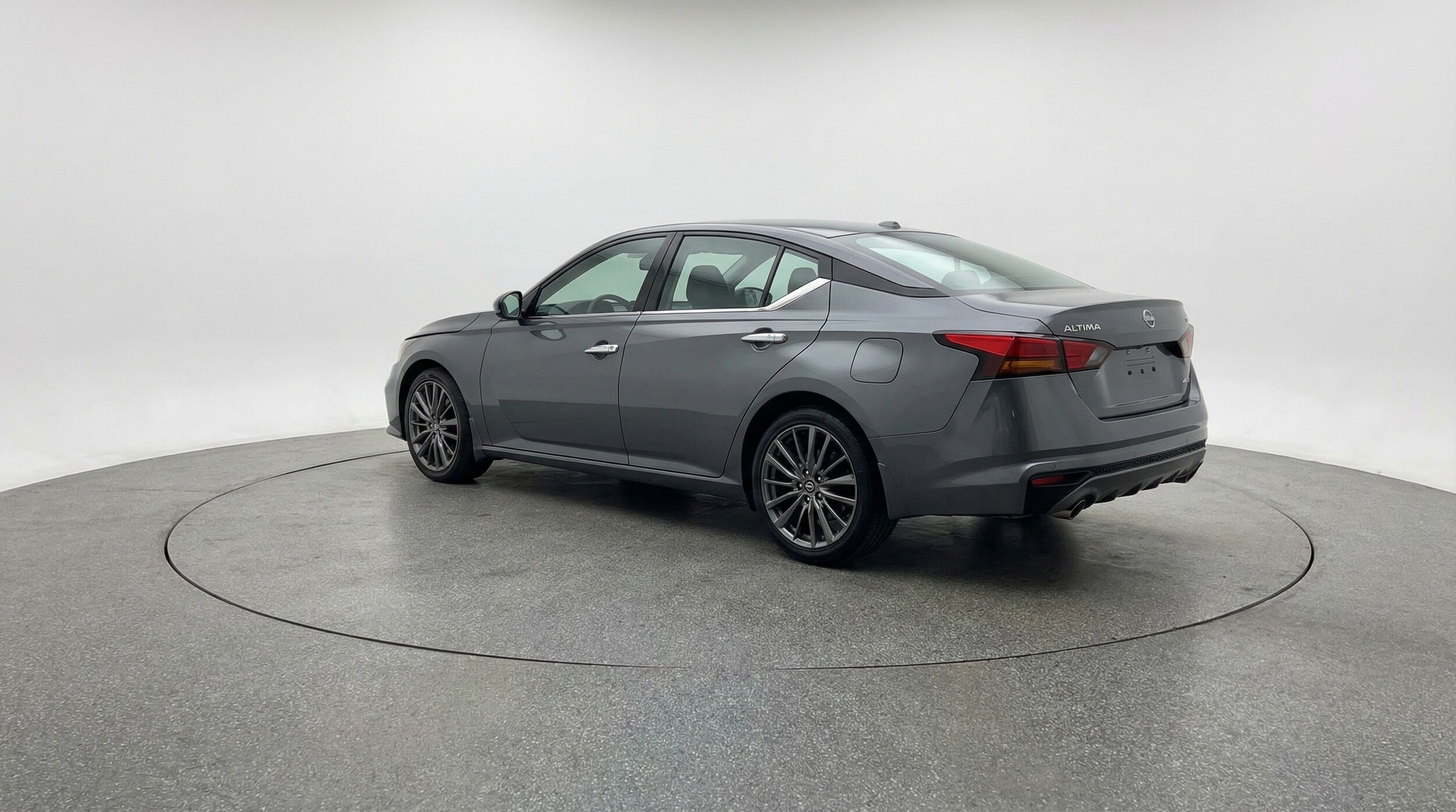 Thumbnail: 2025 Nissan Altima - 5