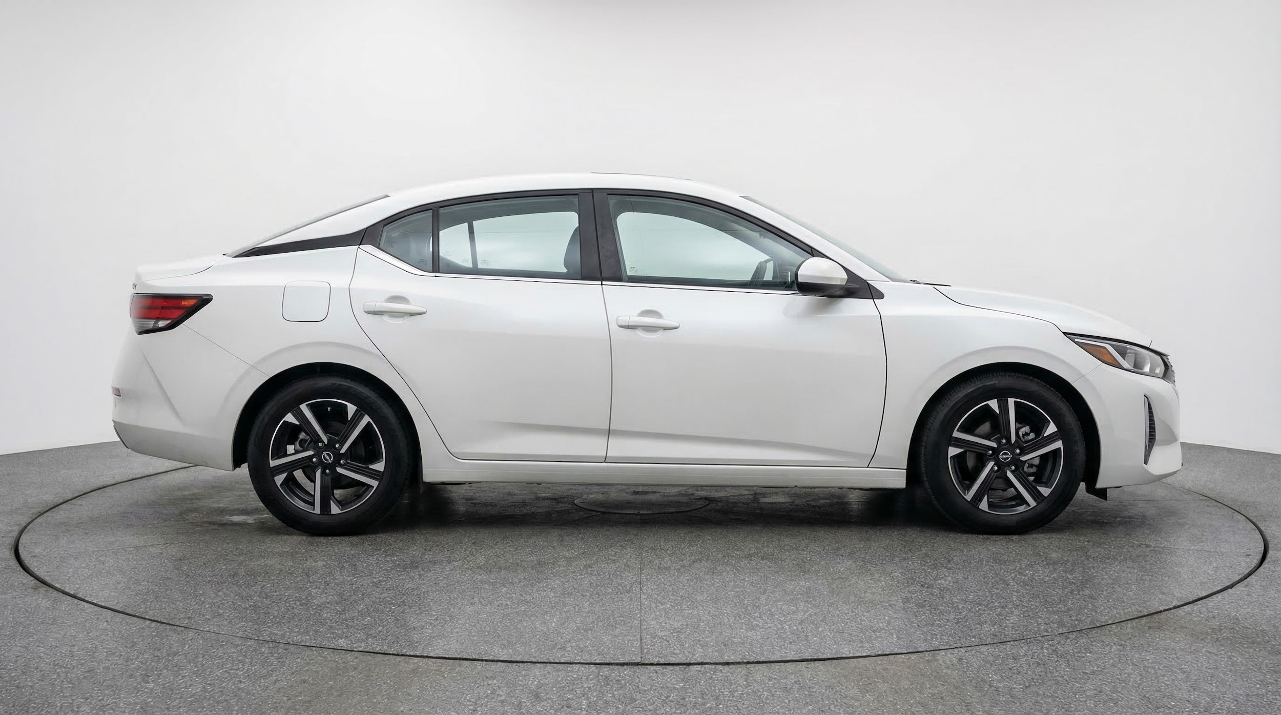 Thumbnail: 2025 Nissan Sentra - 8