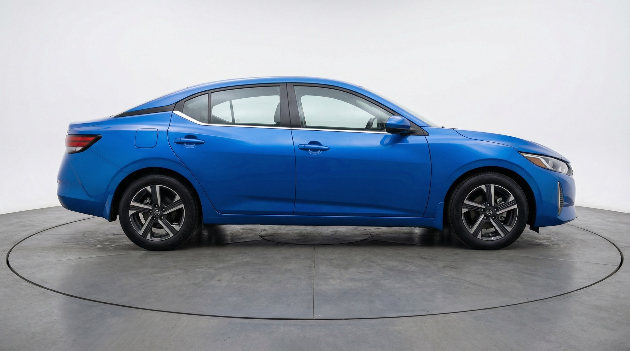 Thumbnail: 2025 Nissan Sentra - 8