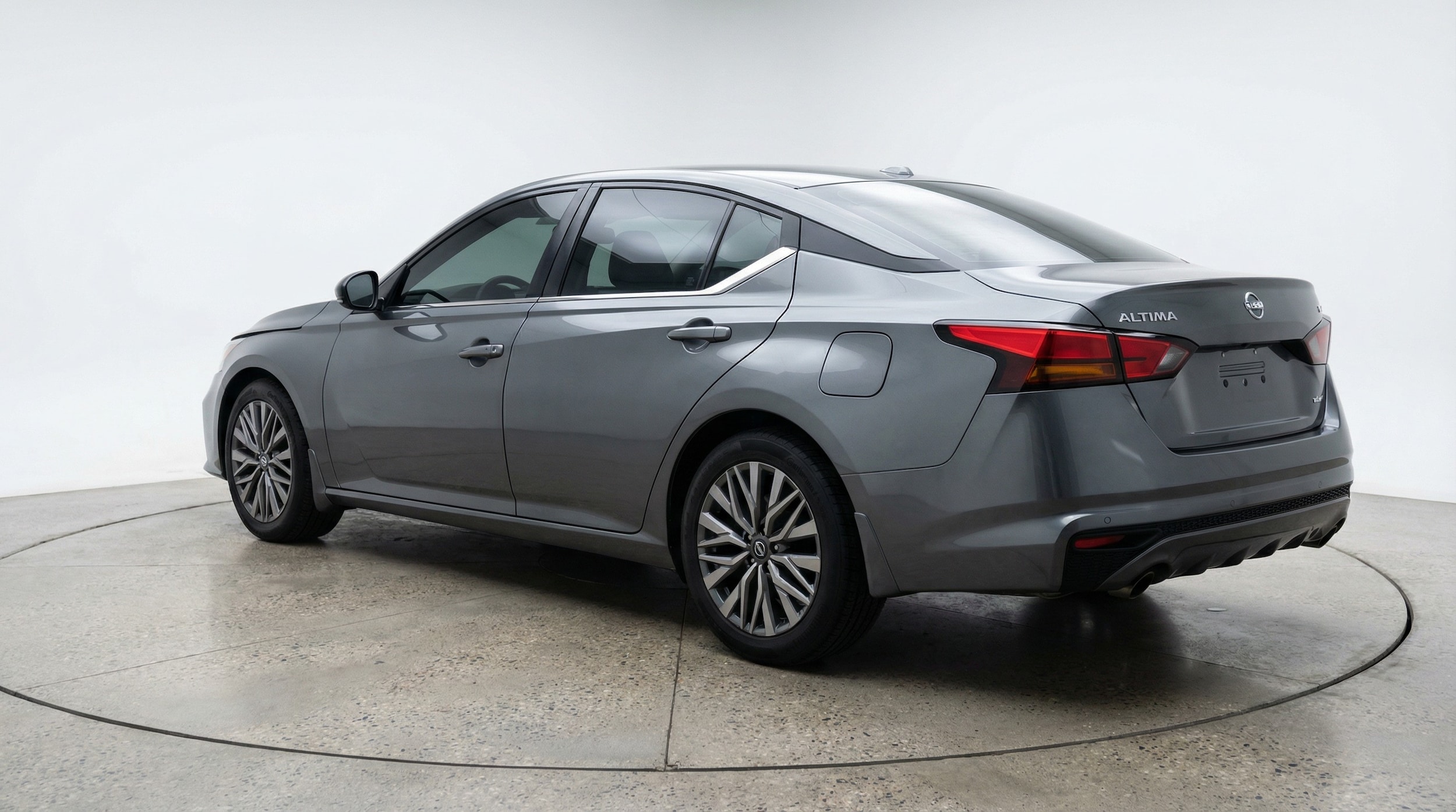 Thumbnail: 2025 Nissan Altima - 5