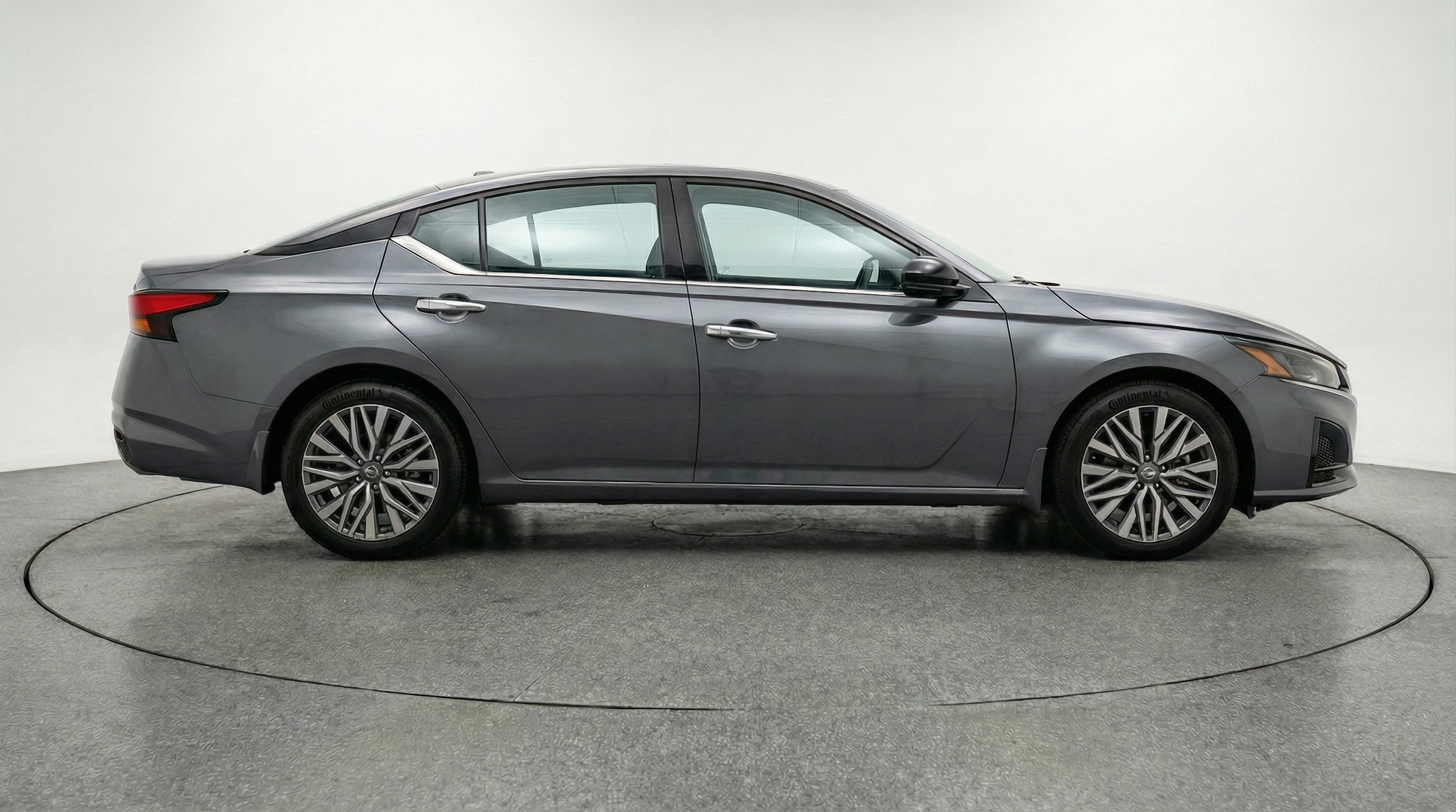 Thumbnail: 2025 Nissan Altima - 8